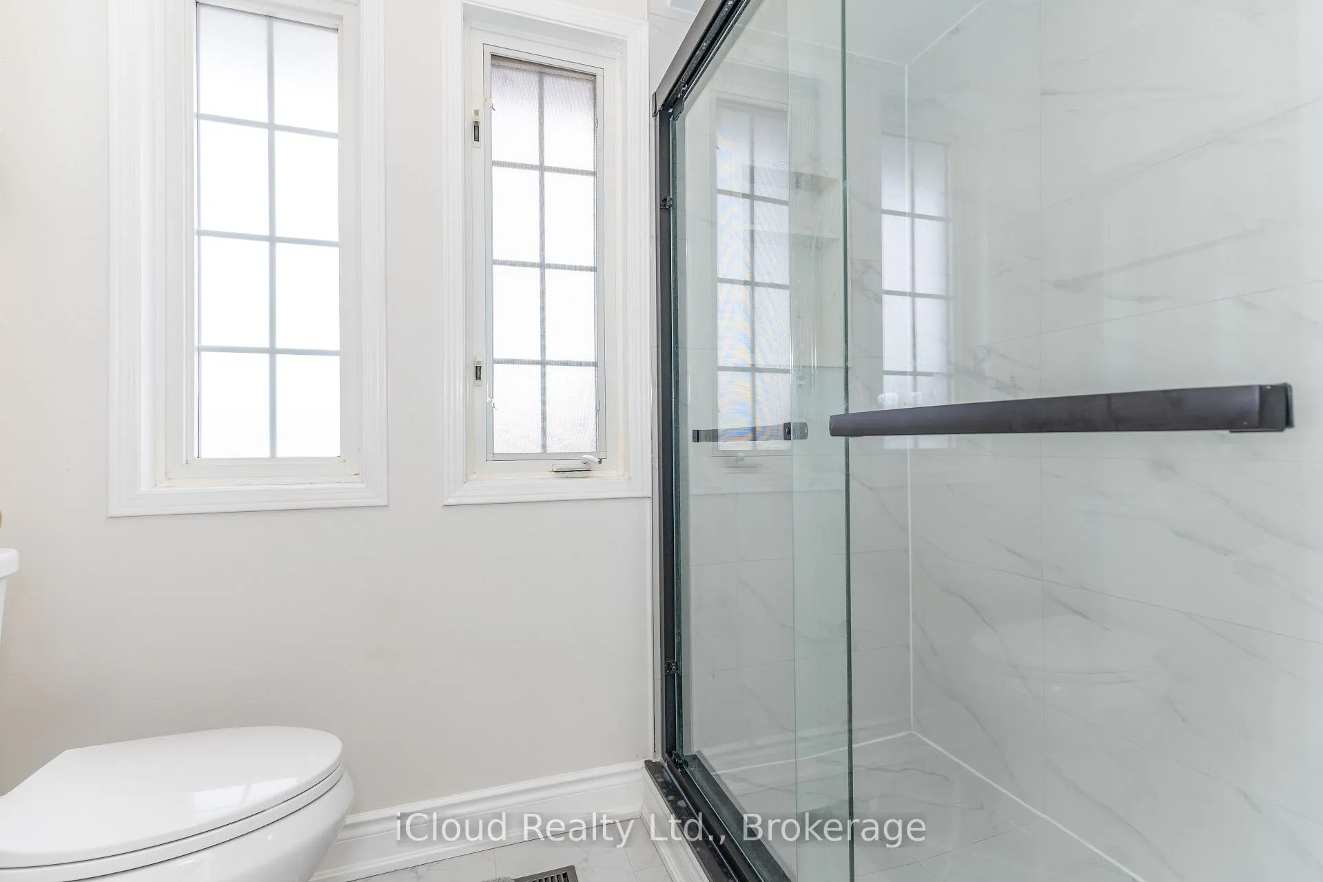 Photo 28 of 3842 Ridgepoint Way, Mississauga, Lisgar — HOMEH
