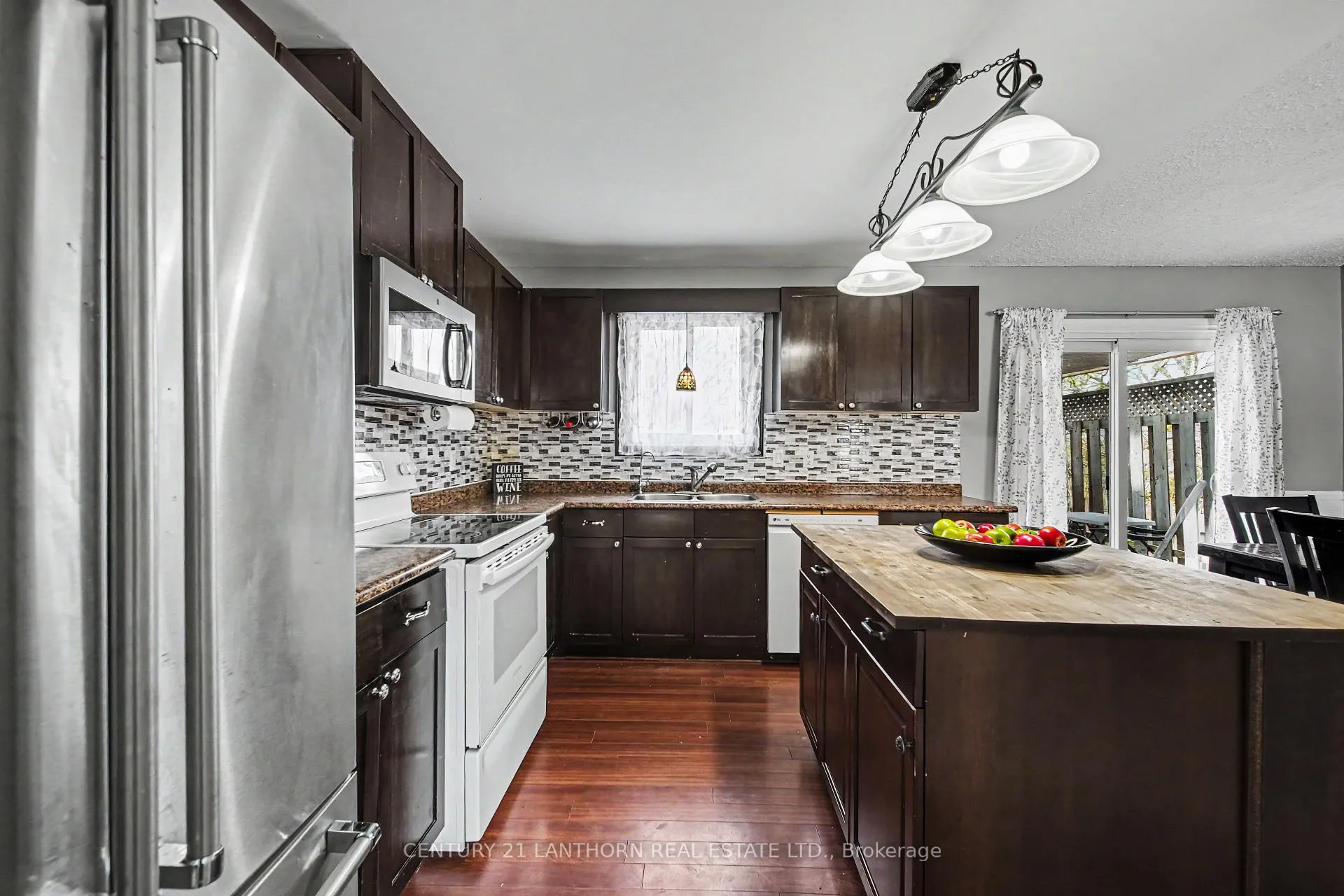 Photo 11 of 43 Ireland Drive, Quinte West, Trenton Ward — HOMEH