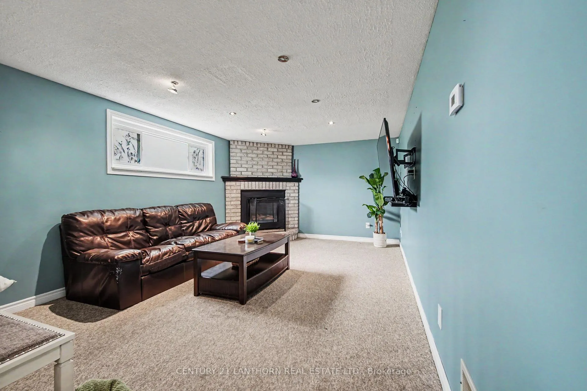 Photo 17 of 43 Ireland Drive, Quinte West, Trenton Ward — HOMEH