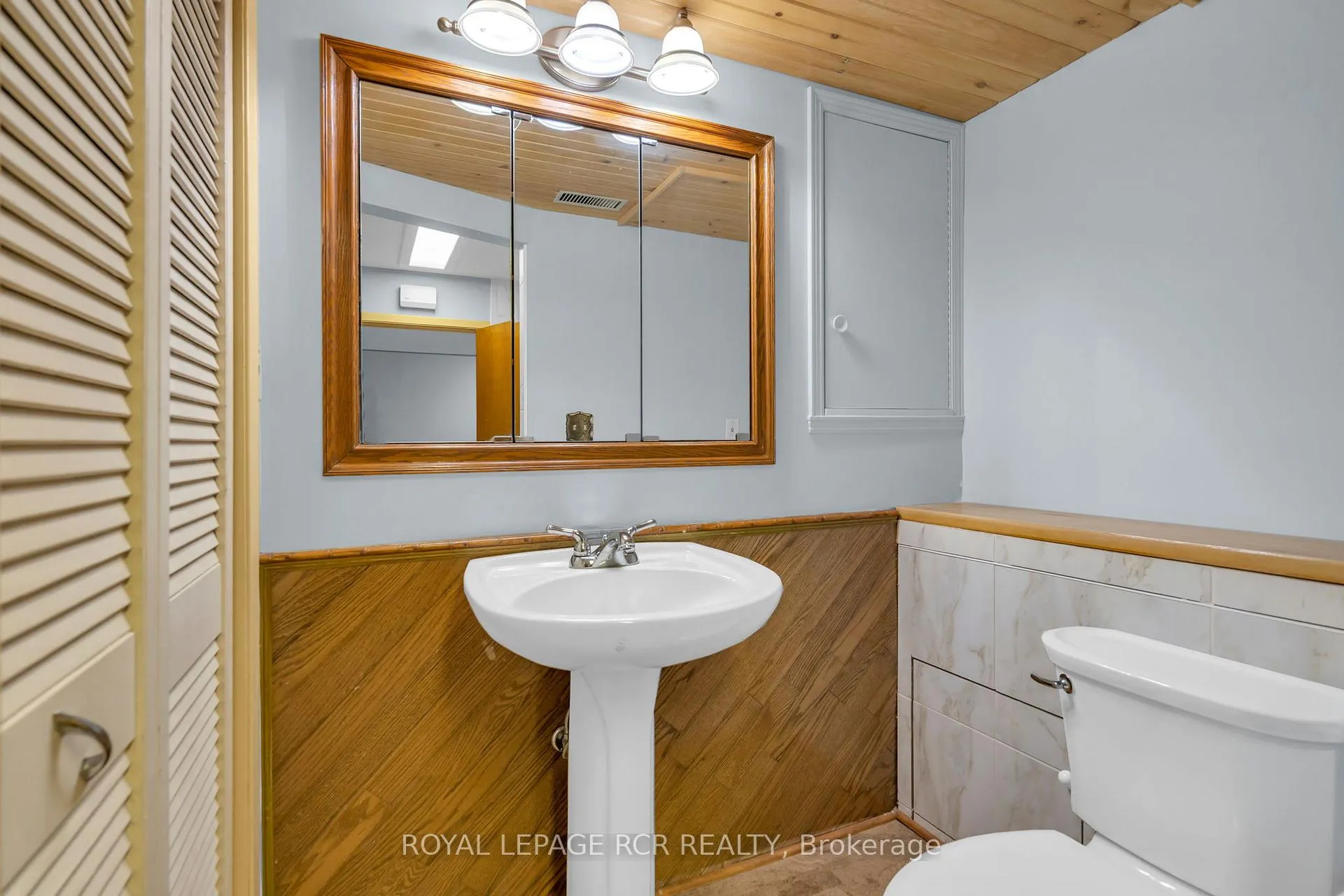 Photo 25 of Unit B, 126 Nelson Street, New Tecumseth, Alliston — HOMEH