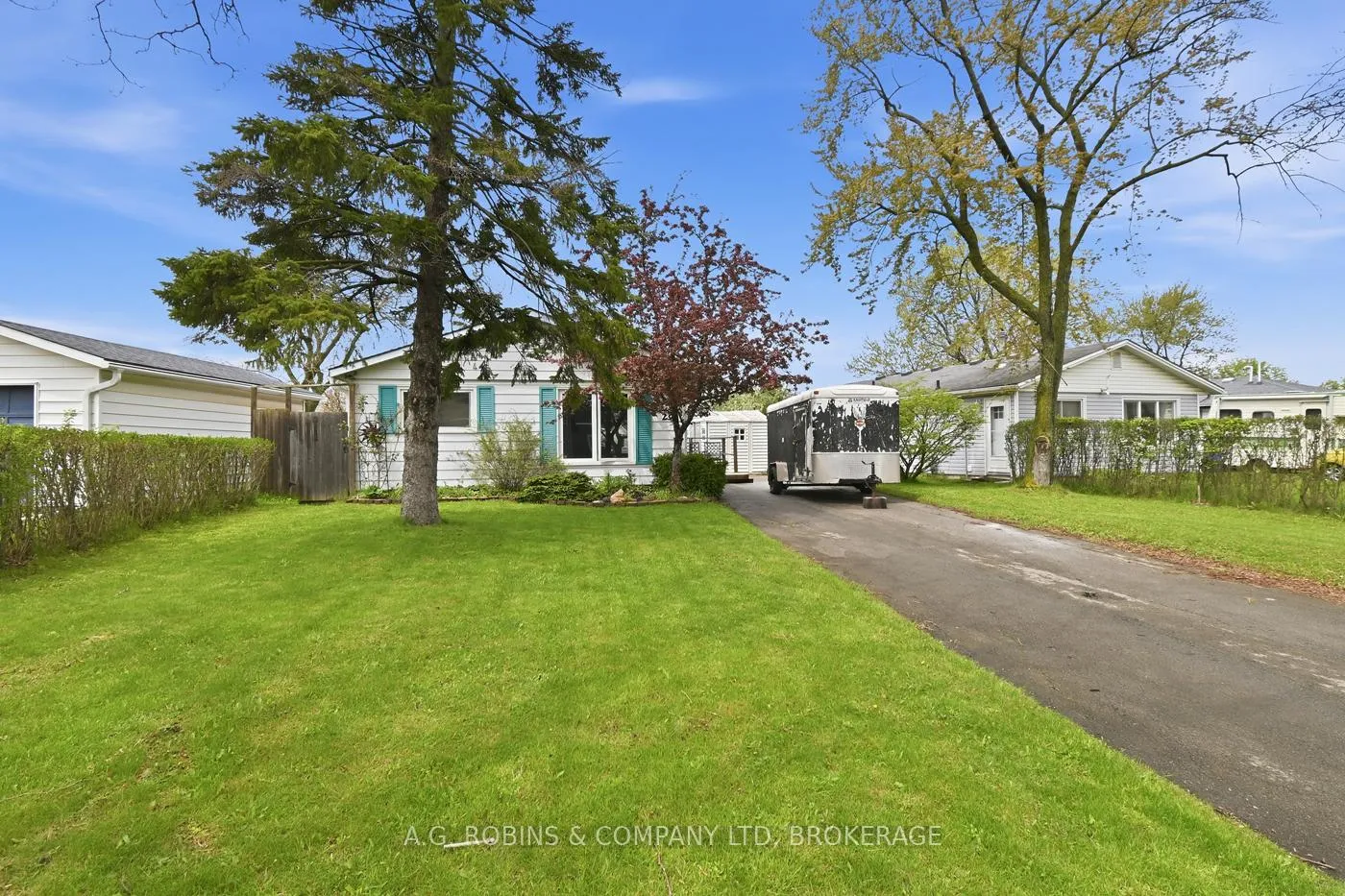 Photo 1 of 29 Lanark Crescent, St. Catharines, Carlton/Bunting — HOMEH