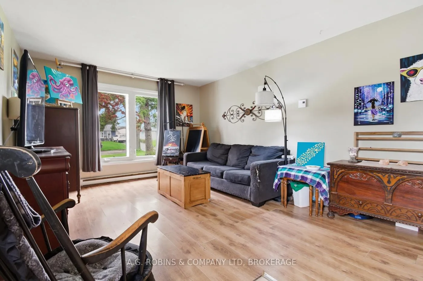 Photo 10 of 29 Lanark Crescent, St. Catharines, Carlton/Bunting — HOMEH