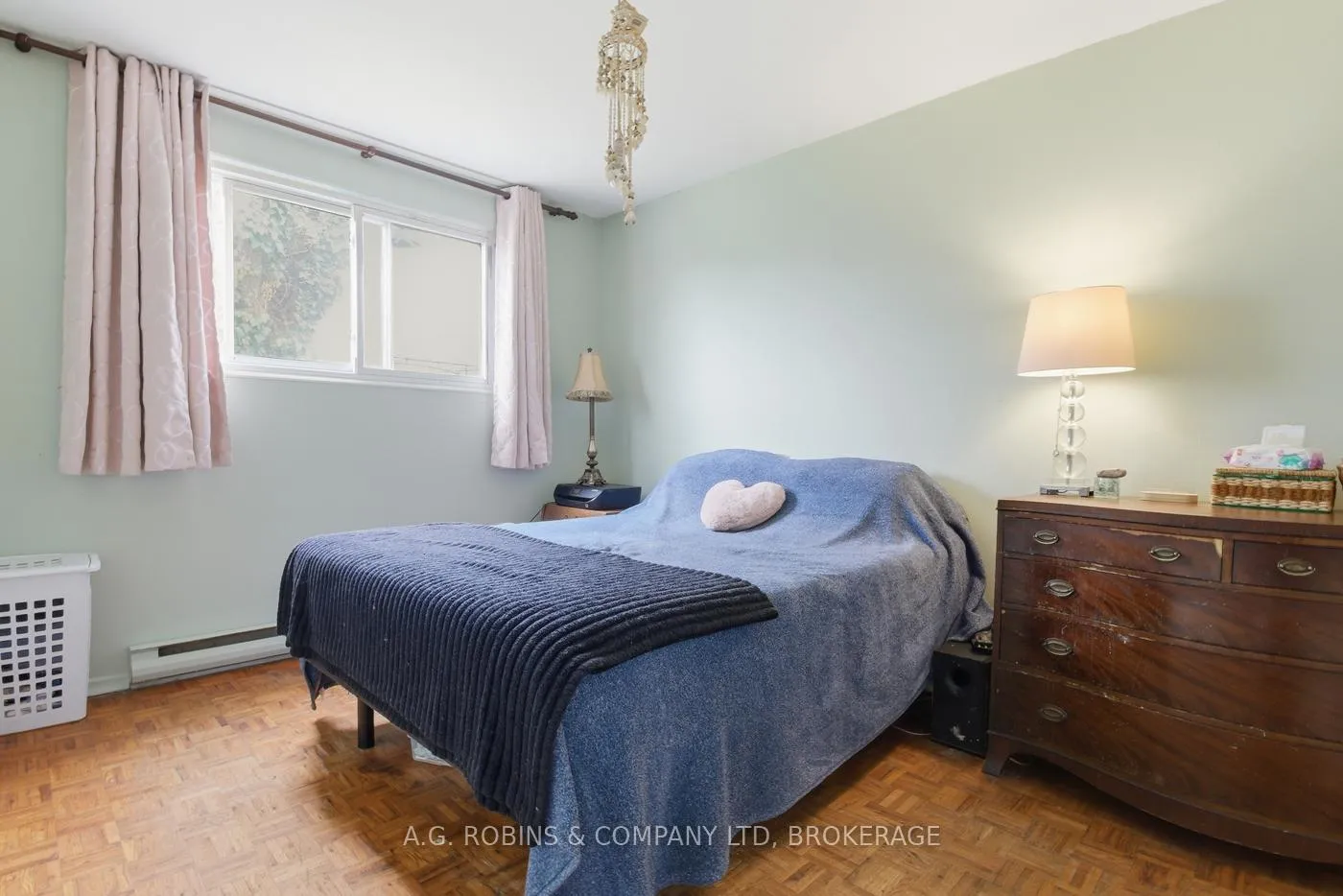 Photo 28 of 29 Lanark Crescent, St. Catharines, Carlton/Bunting — HOMEH