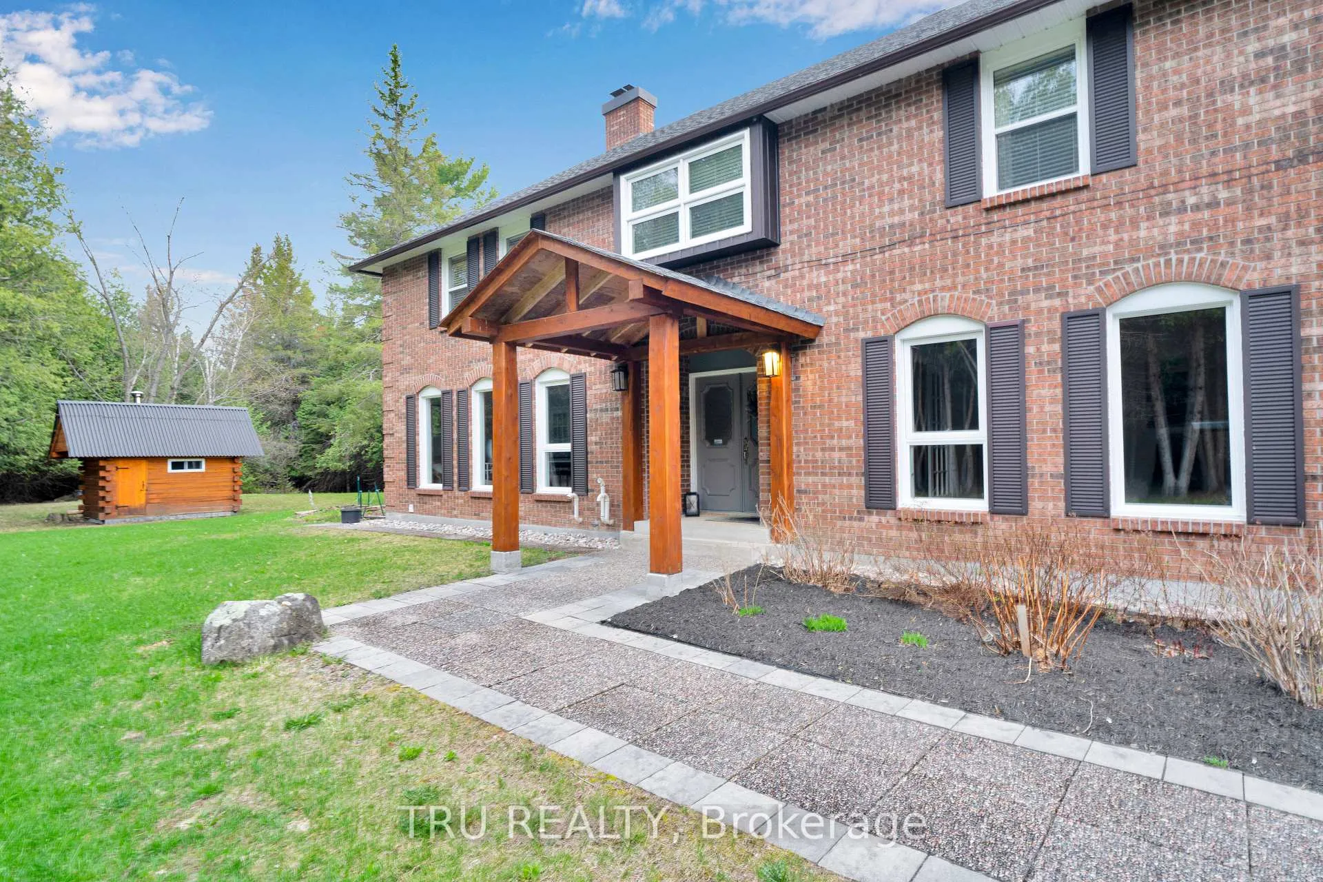 Photo 3 of 2529 Marshwood Road, Ottawa, Huntley Ward (North West) — HOMEH