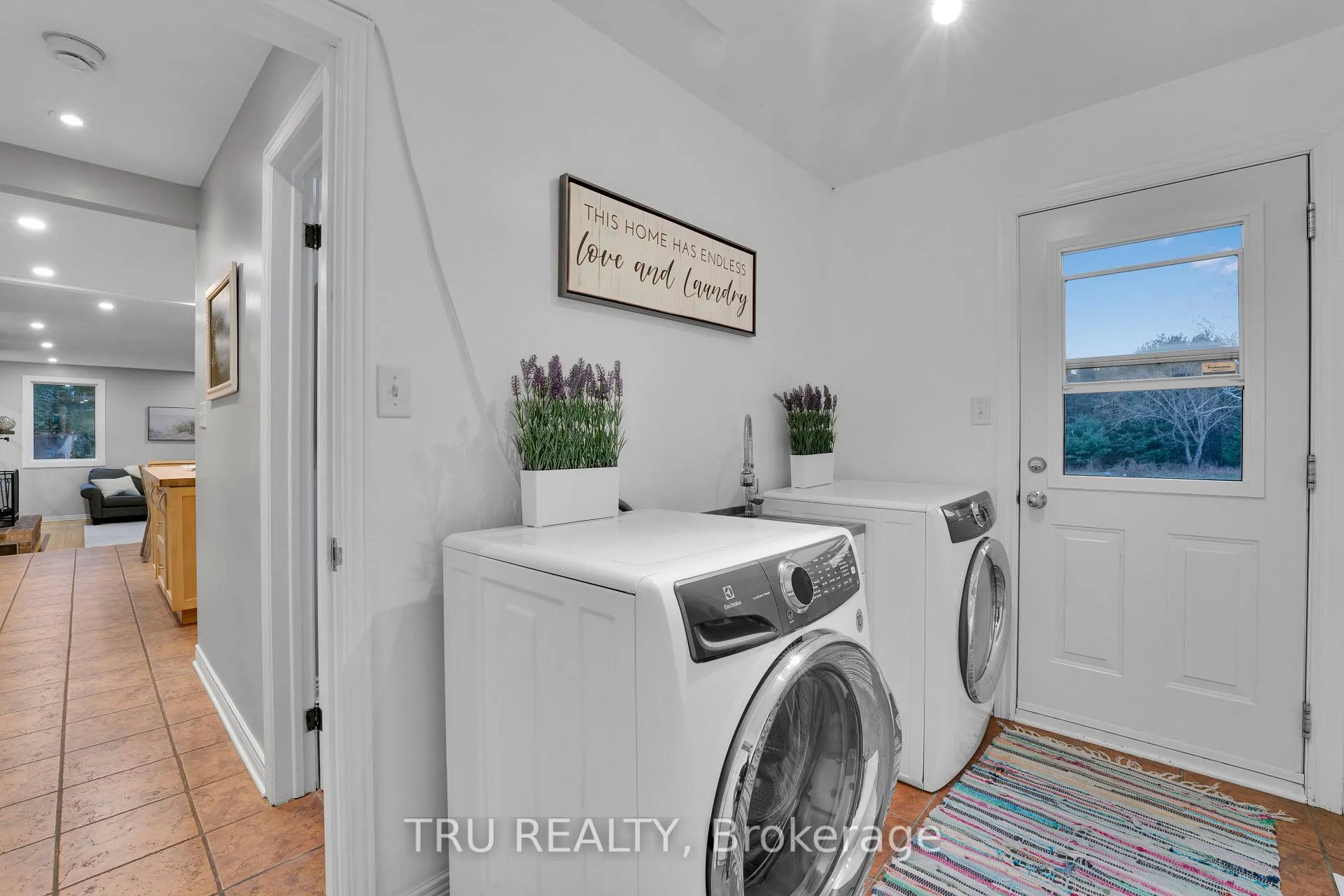 Photo 21 of 2529 Marshwood Road, Ottawa, Huntley Ward (North West) — HOMEH