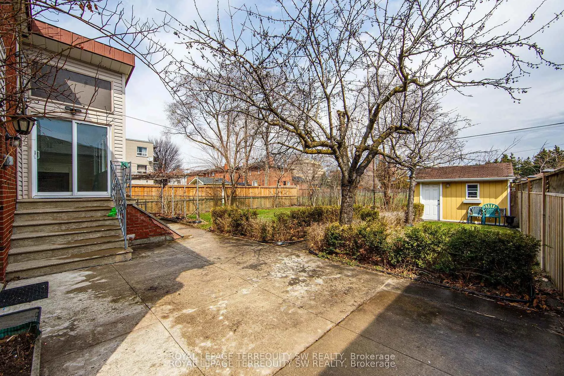 Photo 32 of 35 Euphrasia Drive, North York, Yorkdale-Glen Park — HOMEH