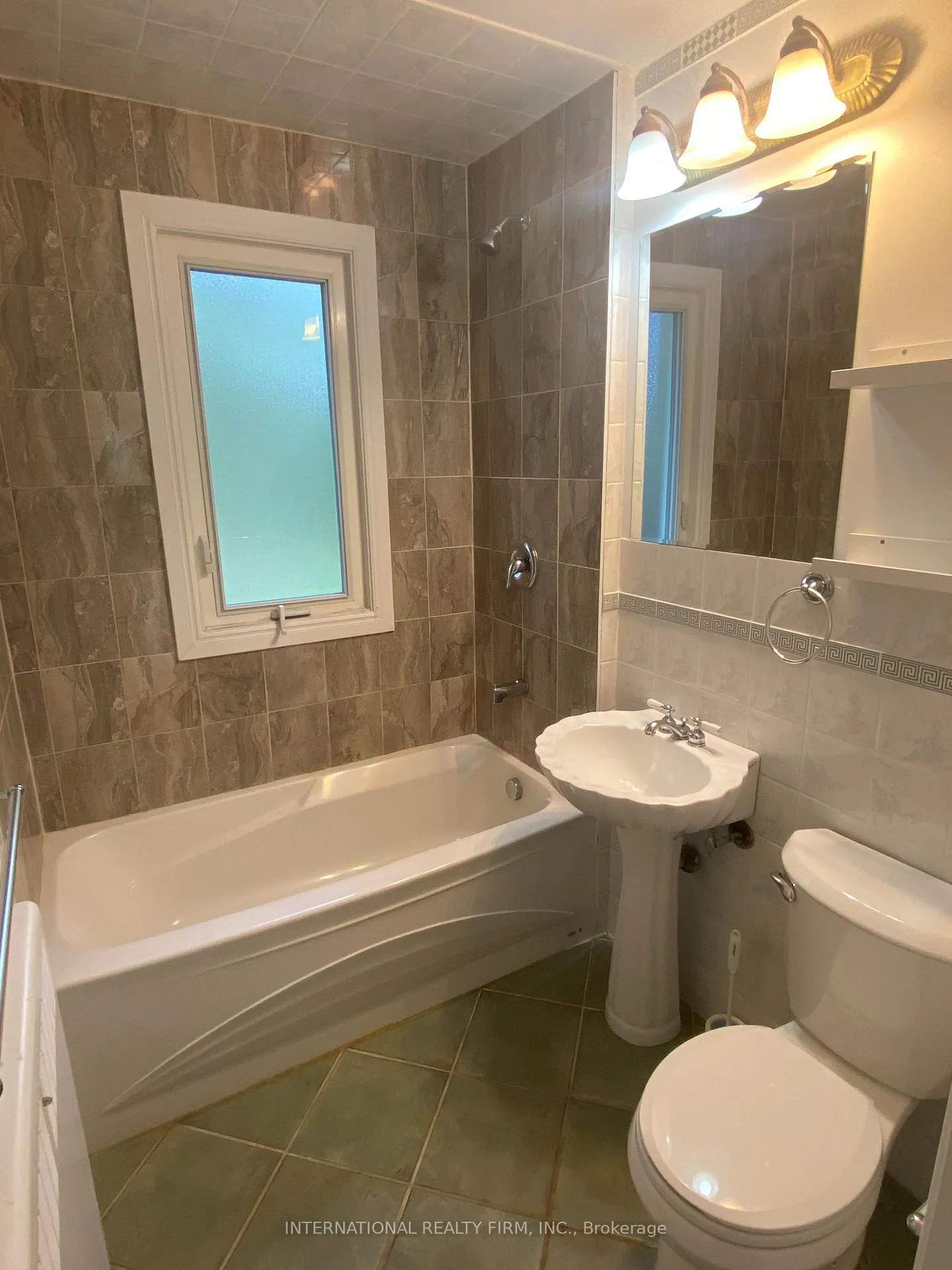 Photo 7 of 2143 Grange Drive, Mississauga, Cooksville — HOMEH