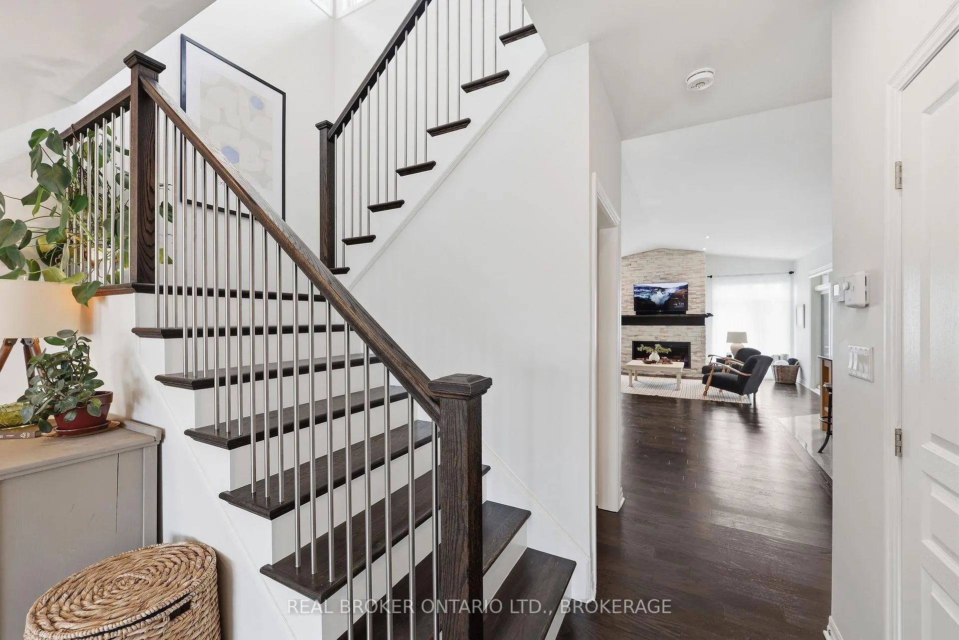 Photo 9 of 856 Stonewalk Drive, Kingston, Kingston East (Incl Barret Crt) — HOMEH