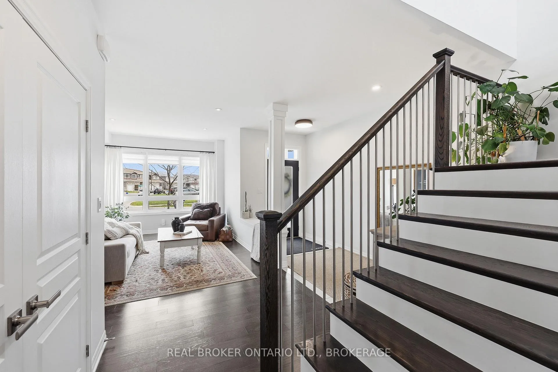 Photo 10 of 856 Stonewalk Drive, Kingston, Kingston East (Incl Barret Crt) — HOMEH
