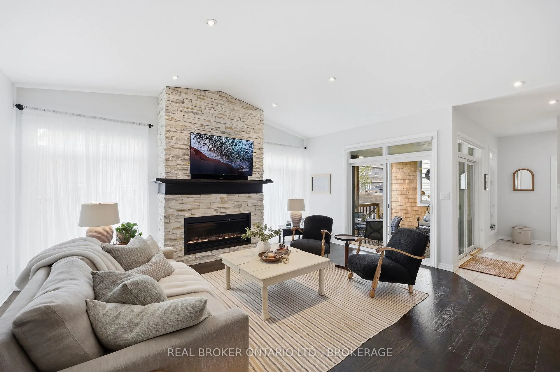 Photo 17 of 856 Stonewalk Drive, Kingston, Kingston East (Incl Barret Crt) — HOMEH