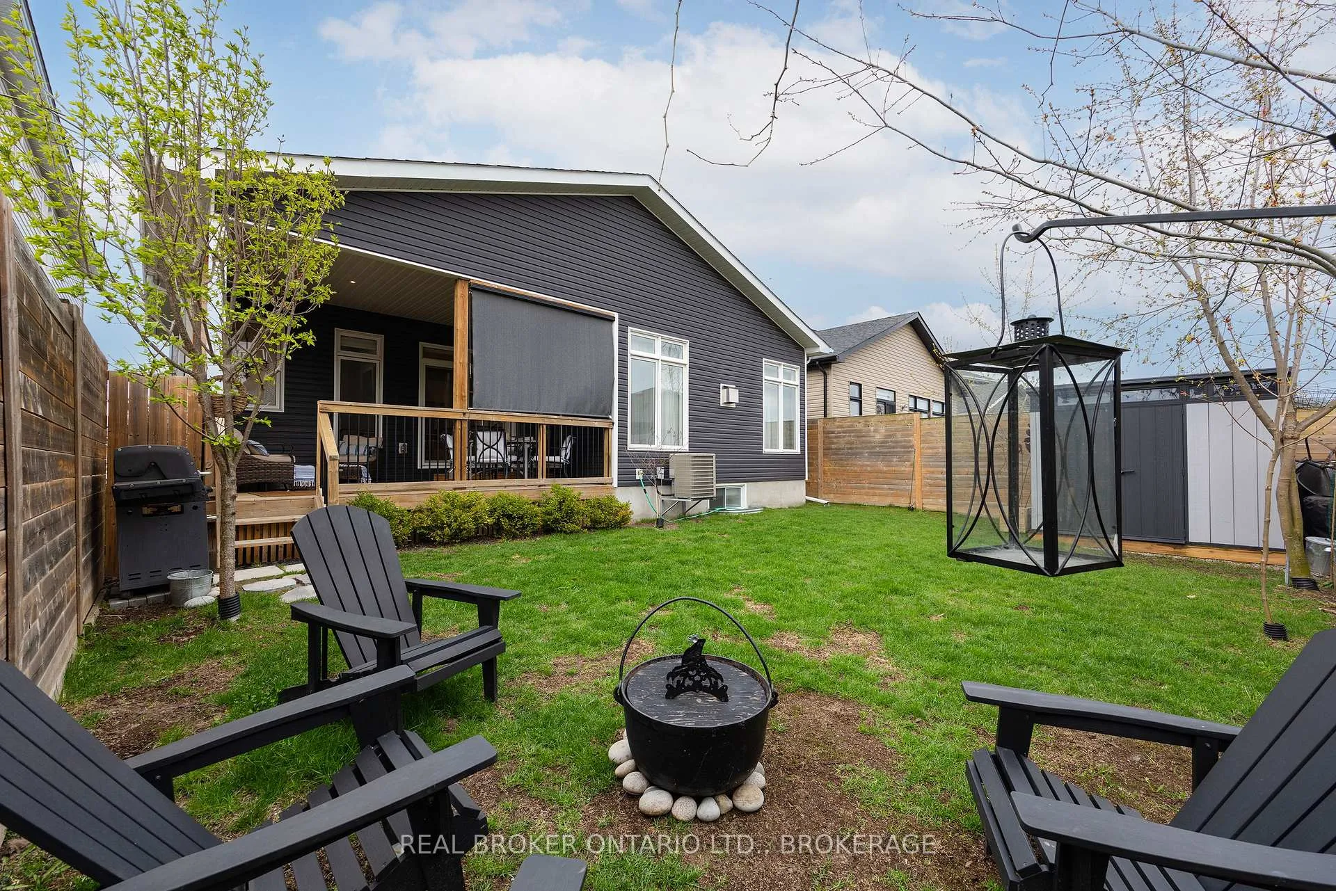 Photo 42 of 856 Stonewalk Drive, Kingston, Kingston East (Incl Barret Crt) — HOMEH