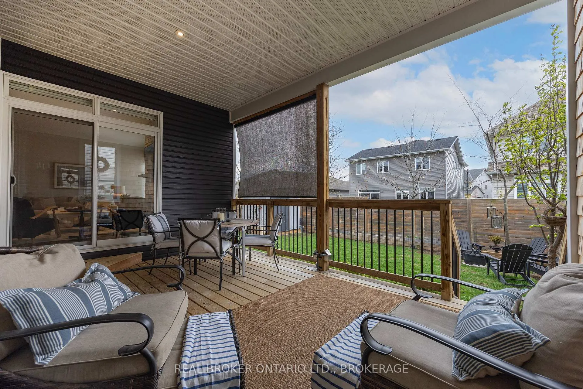 Photo 45 of 856 Stonewalk Drive, Kingston, Kingston East (Incl Barret Crt) — HOMEH
