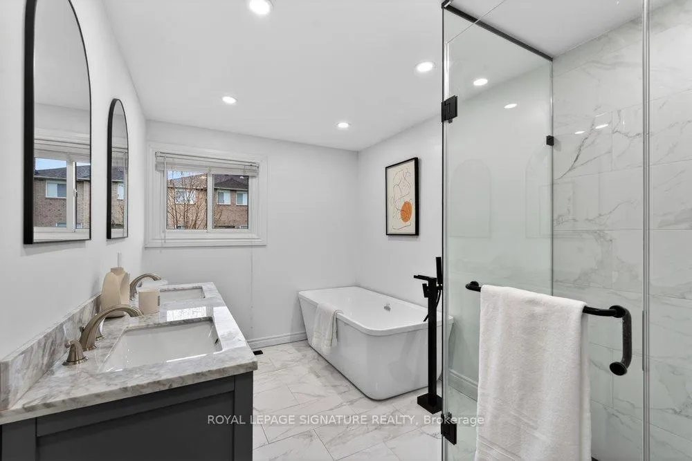 Photo 25 of 48 Rotherglen Road N, Ajax, Central West — HOMEH