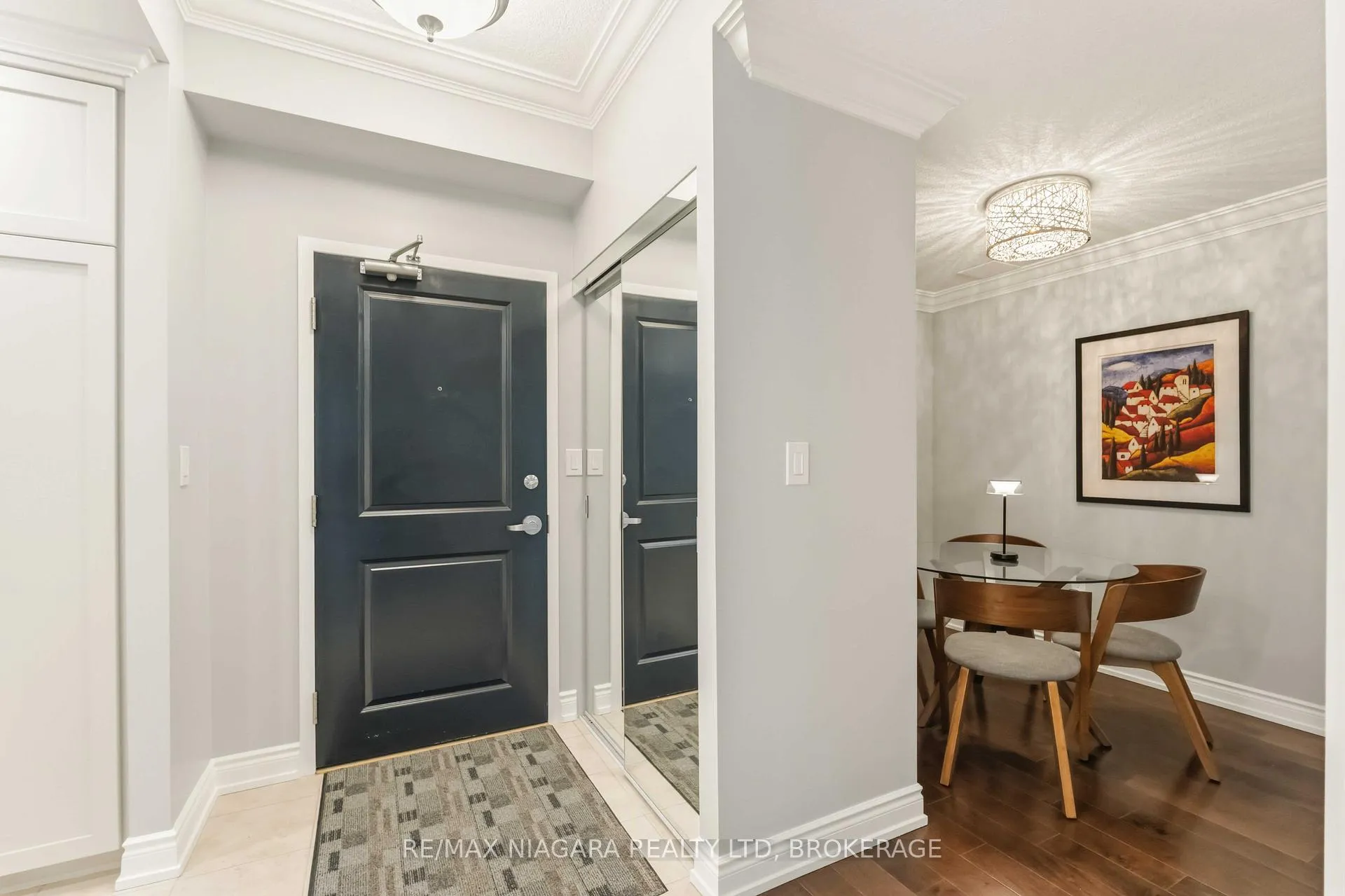 Photo 8 of Unit 107, 125 Wilson Street W, Hamilton, Ancaster — HOMEH