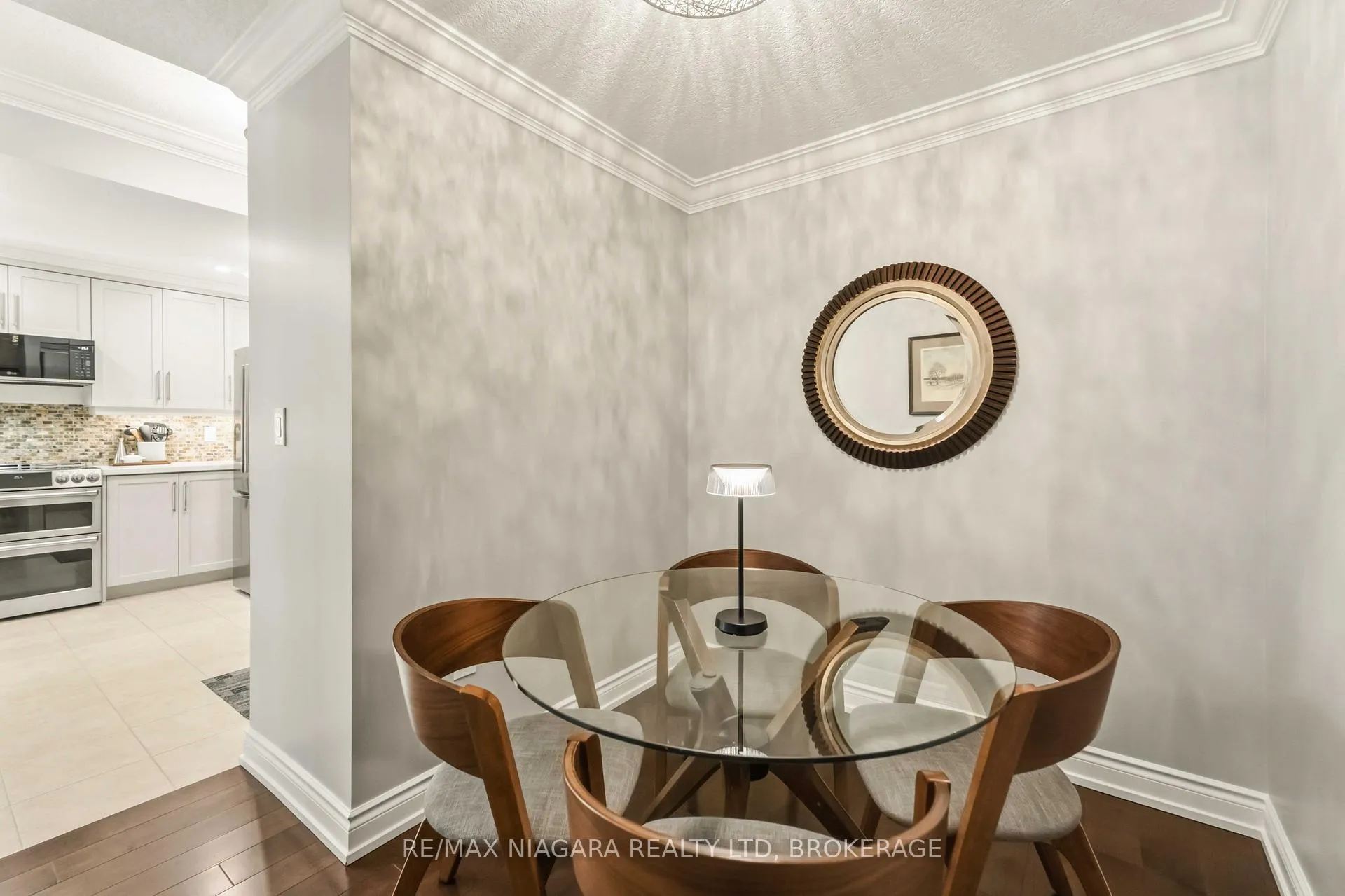 Photo 13 of Unit 107, 125 Wilson Street W, Hamilton, Ancaster — HOMEH