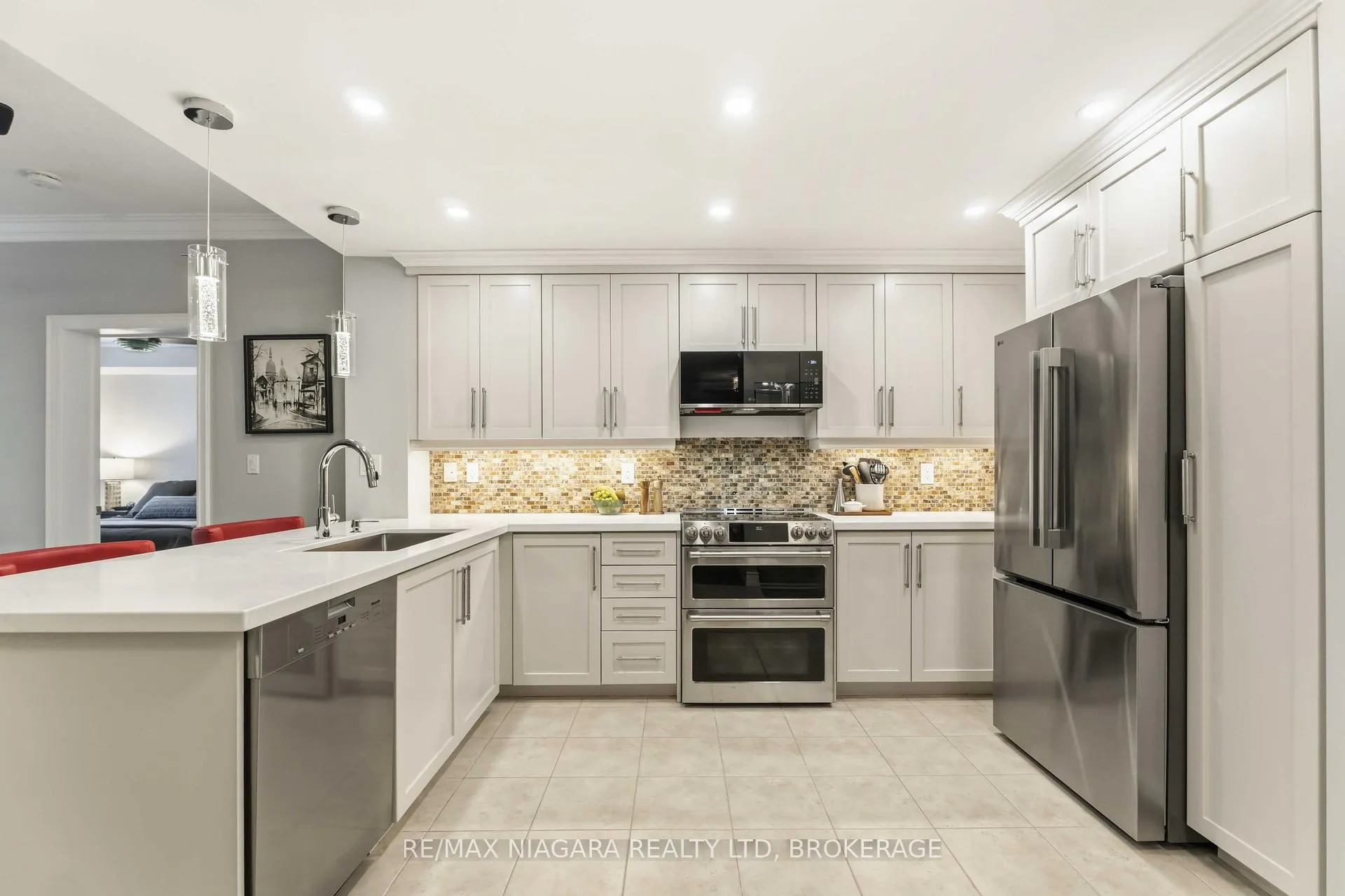 Photo 15 of Unit 107, 125 Wilson Street W, Hamilton, Ancaster — HOMEH