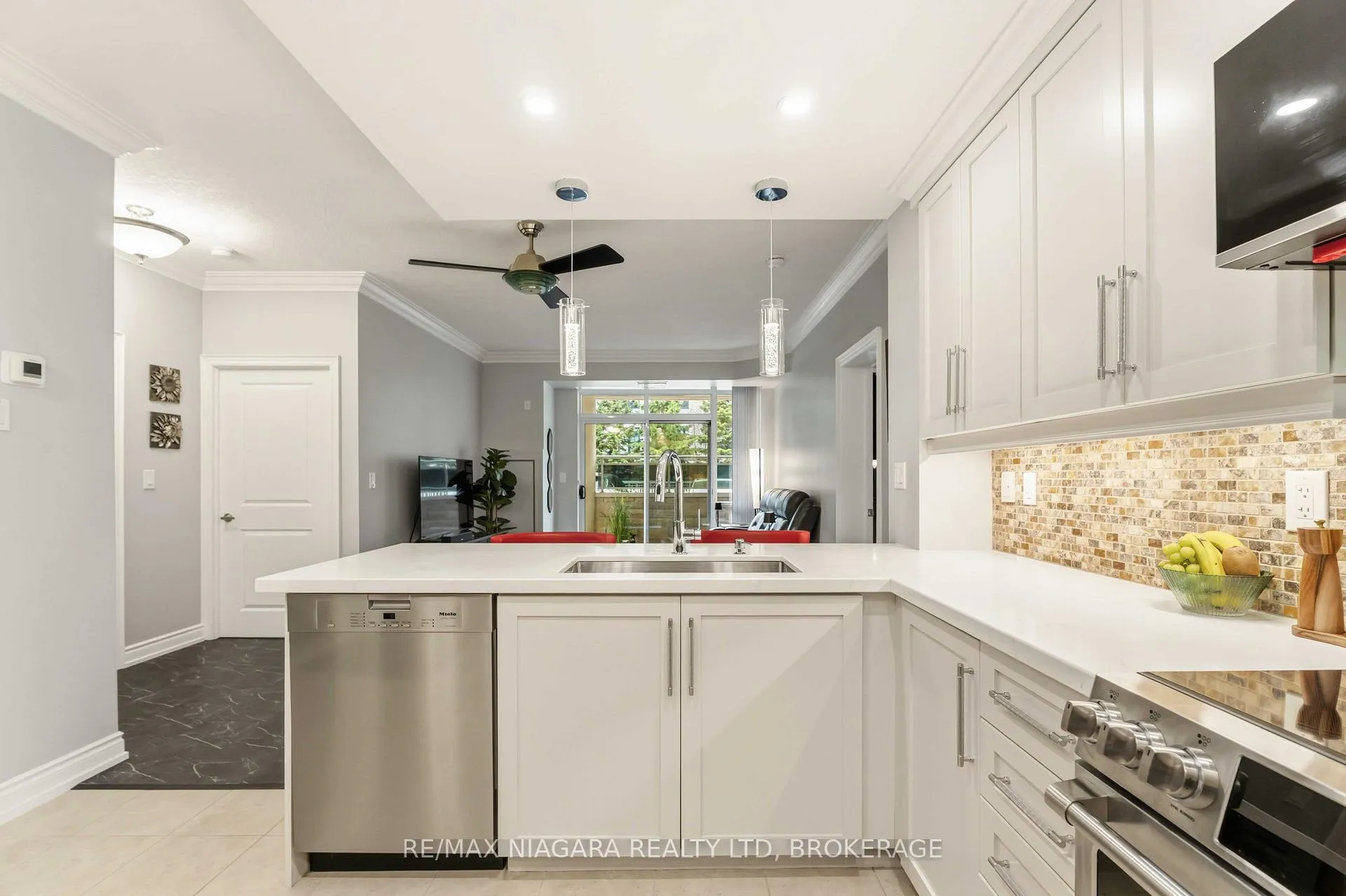 Photo 16 of Unit 107, 125 Wilson Street W, Hamilton, Ancaster — HOMEH