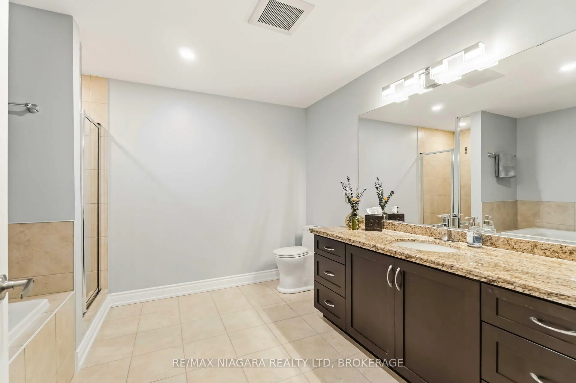 Photo 25 of Unit 107, 125 Wilson Street W, Hamilton, Ancaster — HOMEH
