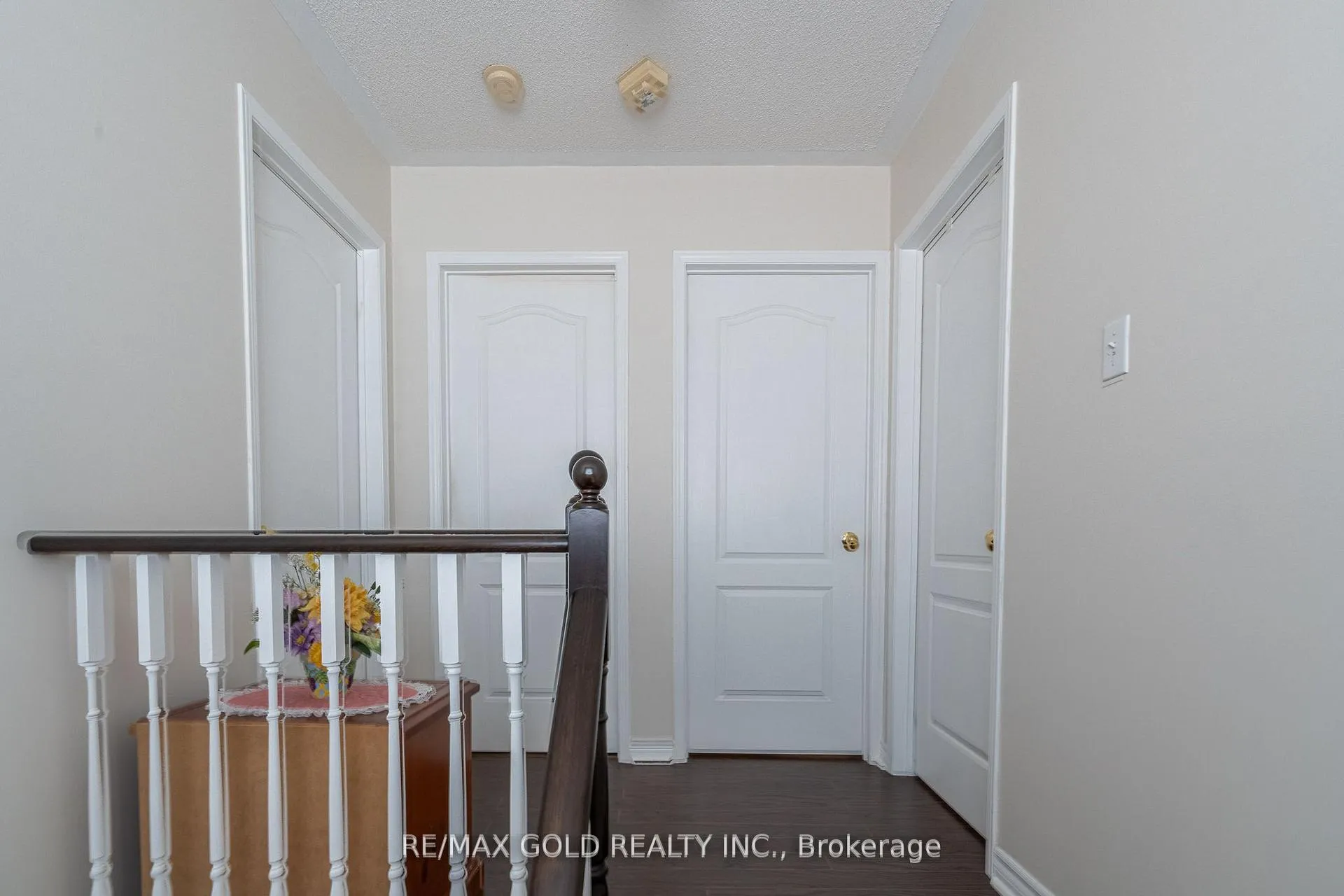 Photo 15 of 31 Mistdale Crescent, Brampton, Fletcher's Meadow — HOMEH