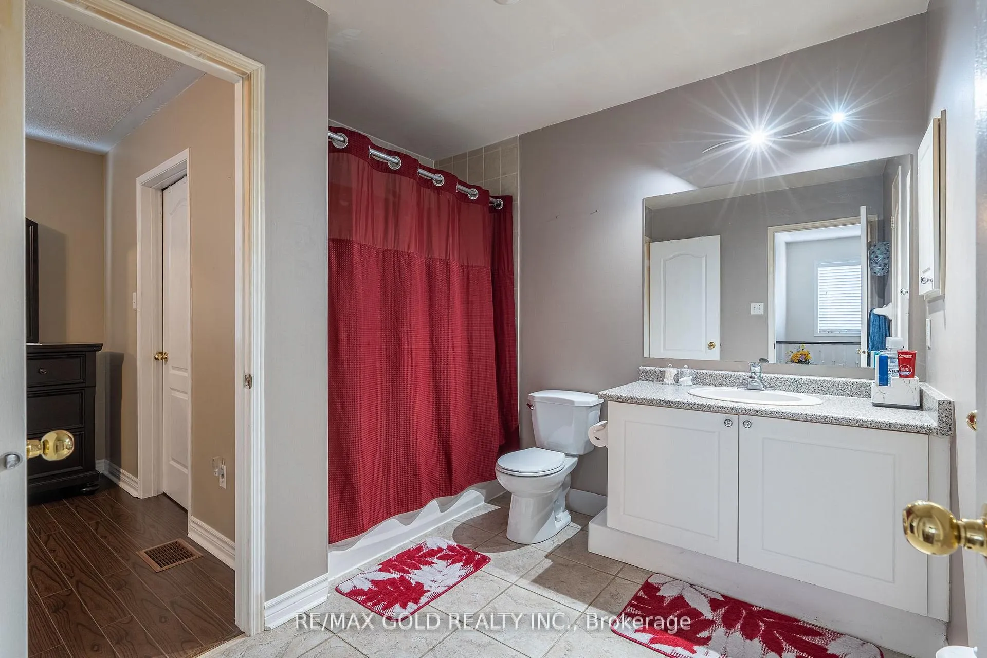 Photo 20 of 31 Mistdale Crescent, Brampton, Fletcher's Meadow — HOMEH