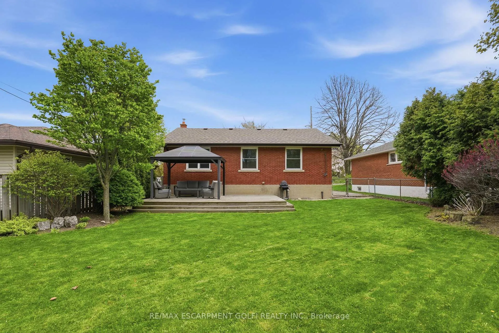 Photo 17 of 150 West 28th Street, Hamilton, Westcliffe — HOMEH