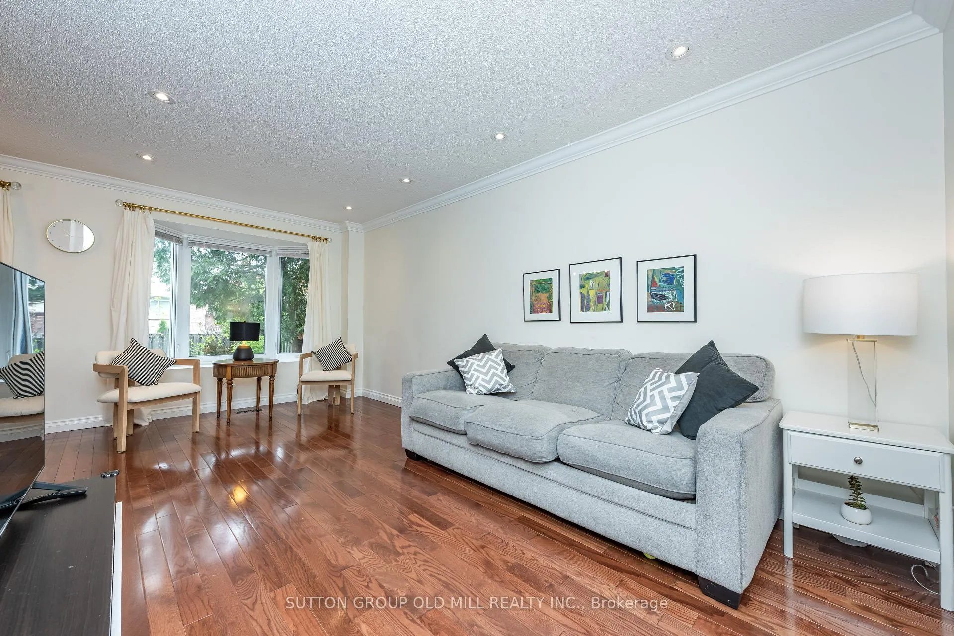 Photo 8 of 1603 Dewberry Crescent, Mississauga, Rathwood — HOMEH