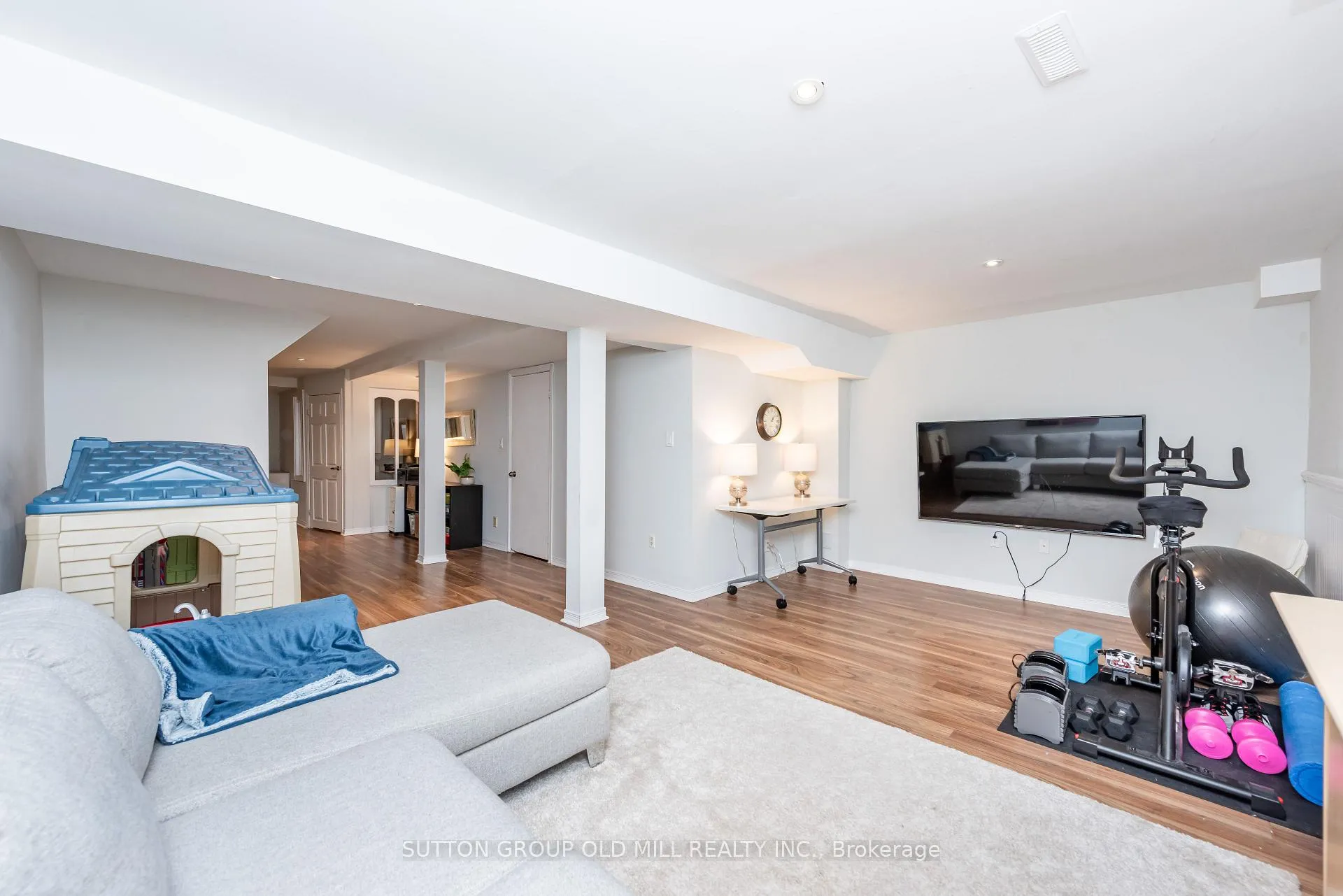 Photo 30 of 1603 Dewberry Crescent, Mississauga, Rathwood — HOMEH
