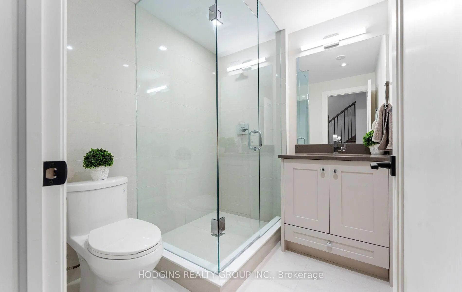 Photo 30 of Unit 14, 1136 Mona Road, Mississauga, Mineola — HOMEH