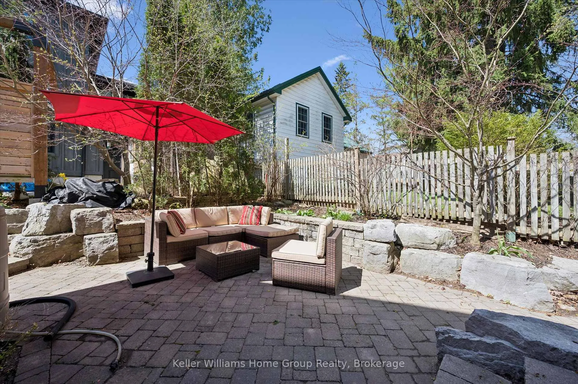 Photo 5 of 24 Powell Street E, Guelph, Exhibition Park — HOMEH