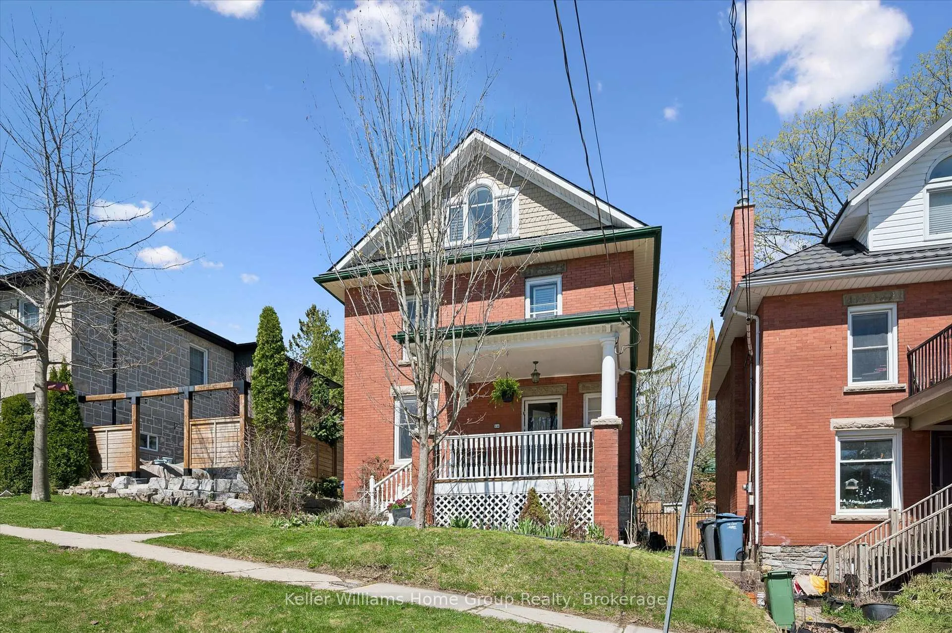 Photo 11 of 24 Powell Street E, Guelph, Exhibition Park — HOMEH