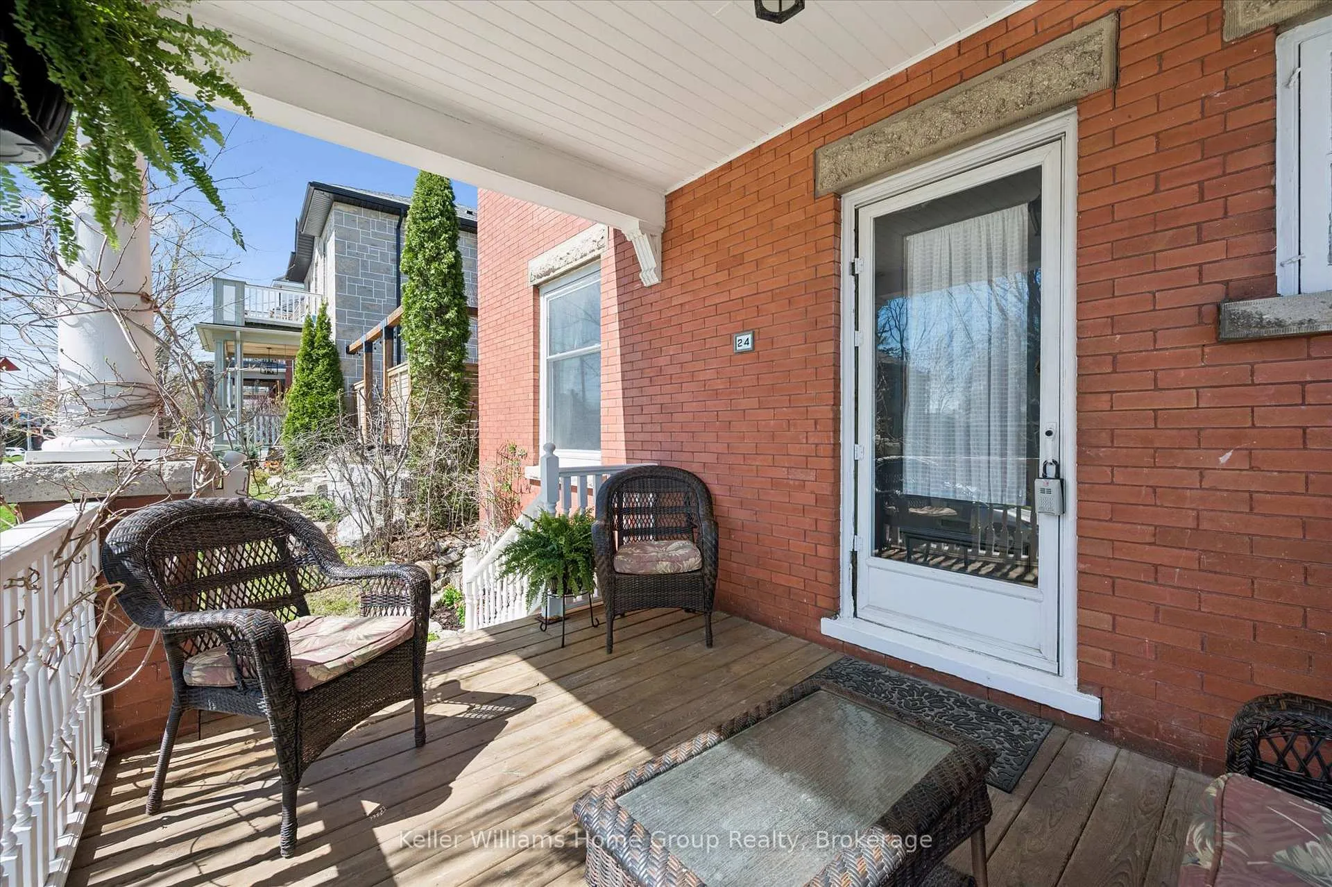 Photo 15 of 24 Powell Street E, Guelph, Exhibition Park — HOMEH