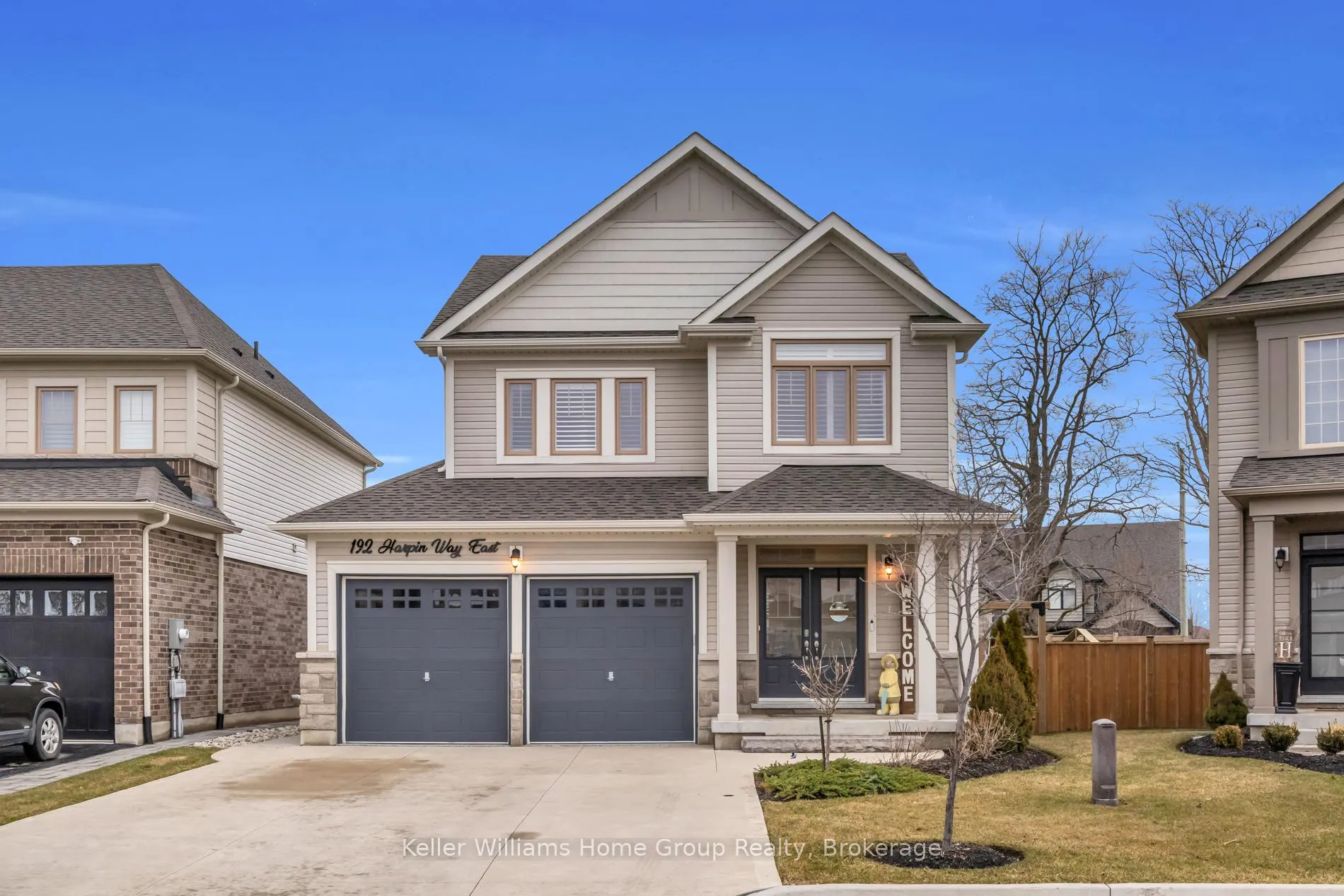 Front of 192 Harpin Way E
