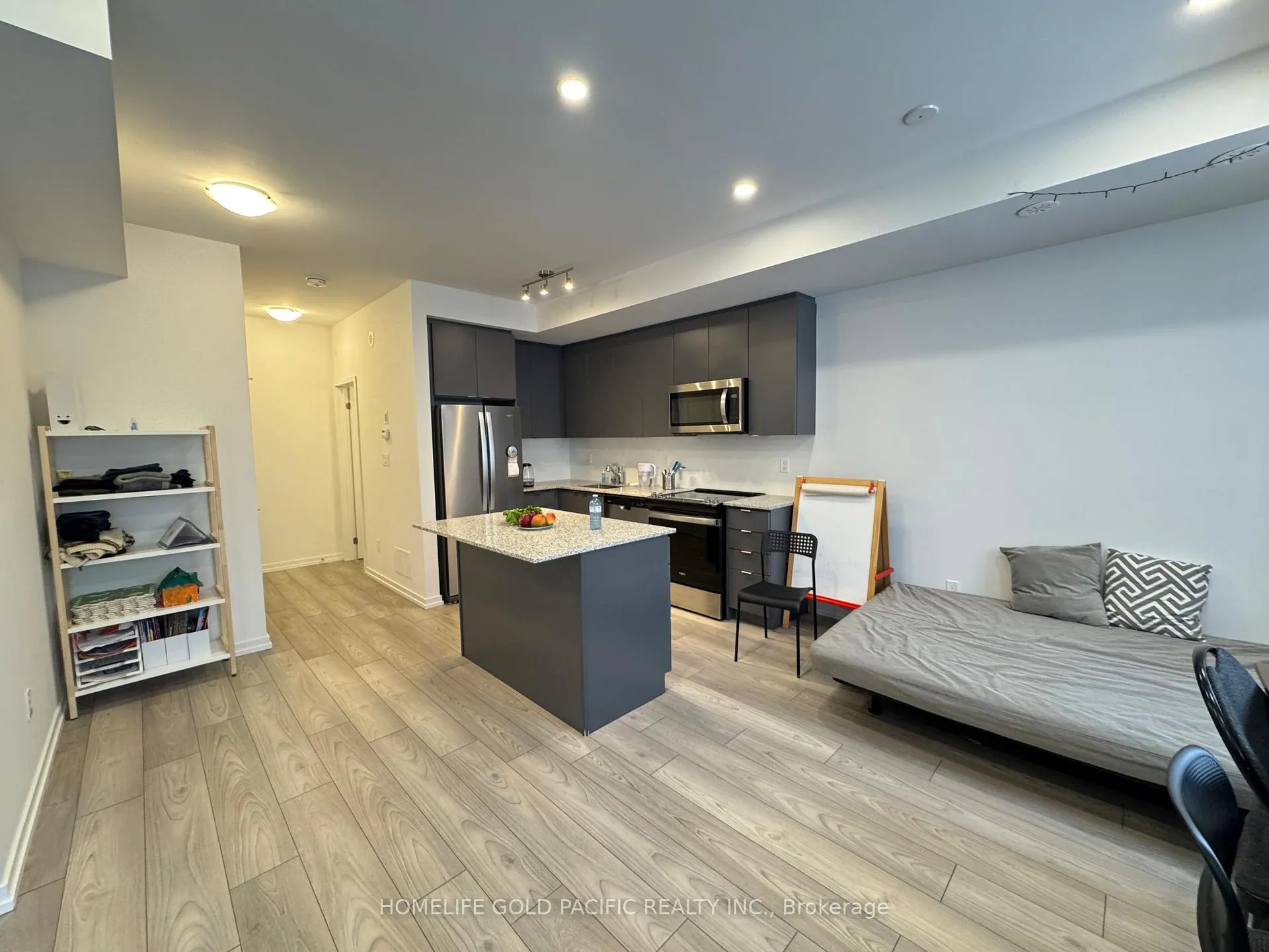 Photo 5 of Unit 7, 22 Lytham Green Circle, Newmarket, Glenway Estates — HOMEH