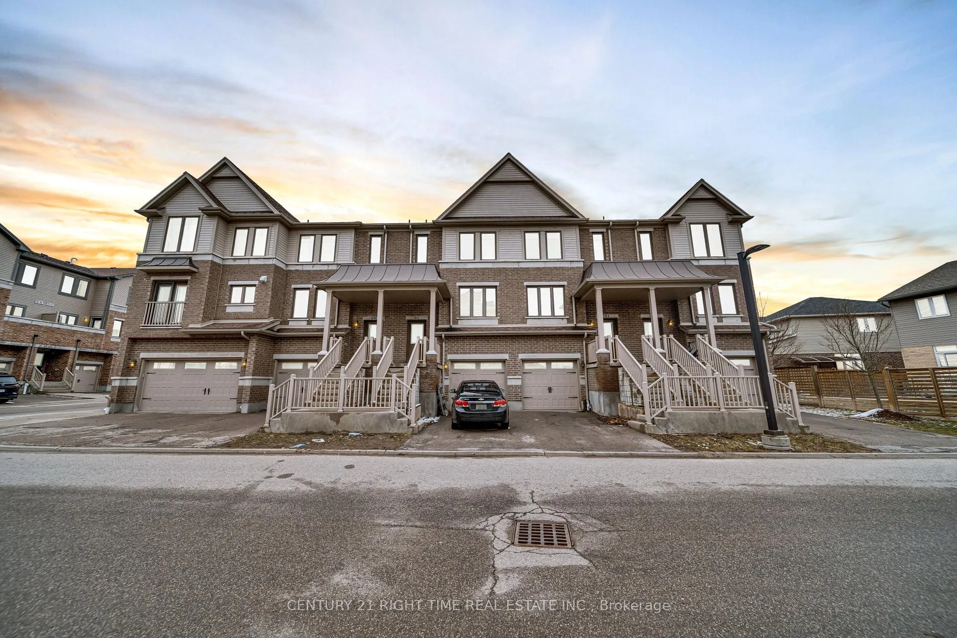 Photo 1 of Unit G2, 70 Willowrun Drive, Kitchener, Idlewood/Lackner Woods — HOMEH