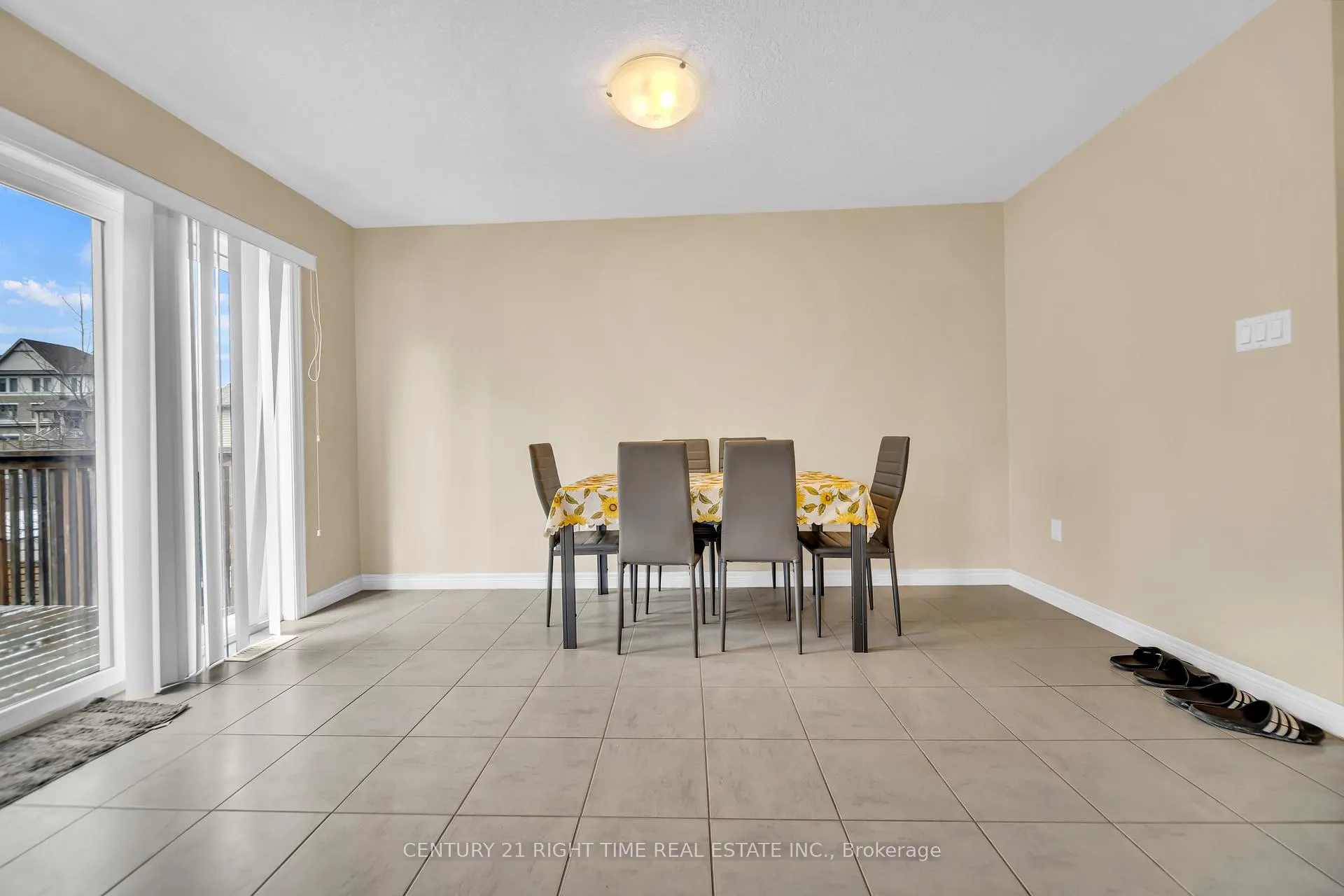 Photo 13 of Unit G2, 70 Willowrun Drive, Kitchener, Idlewood/Lackner Woods — HOMEH