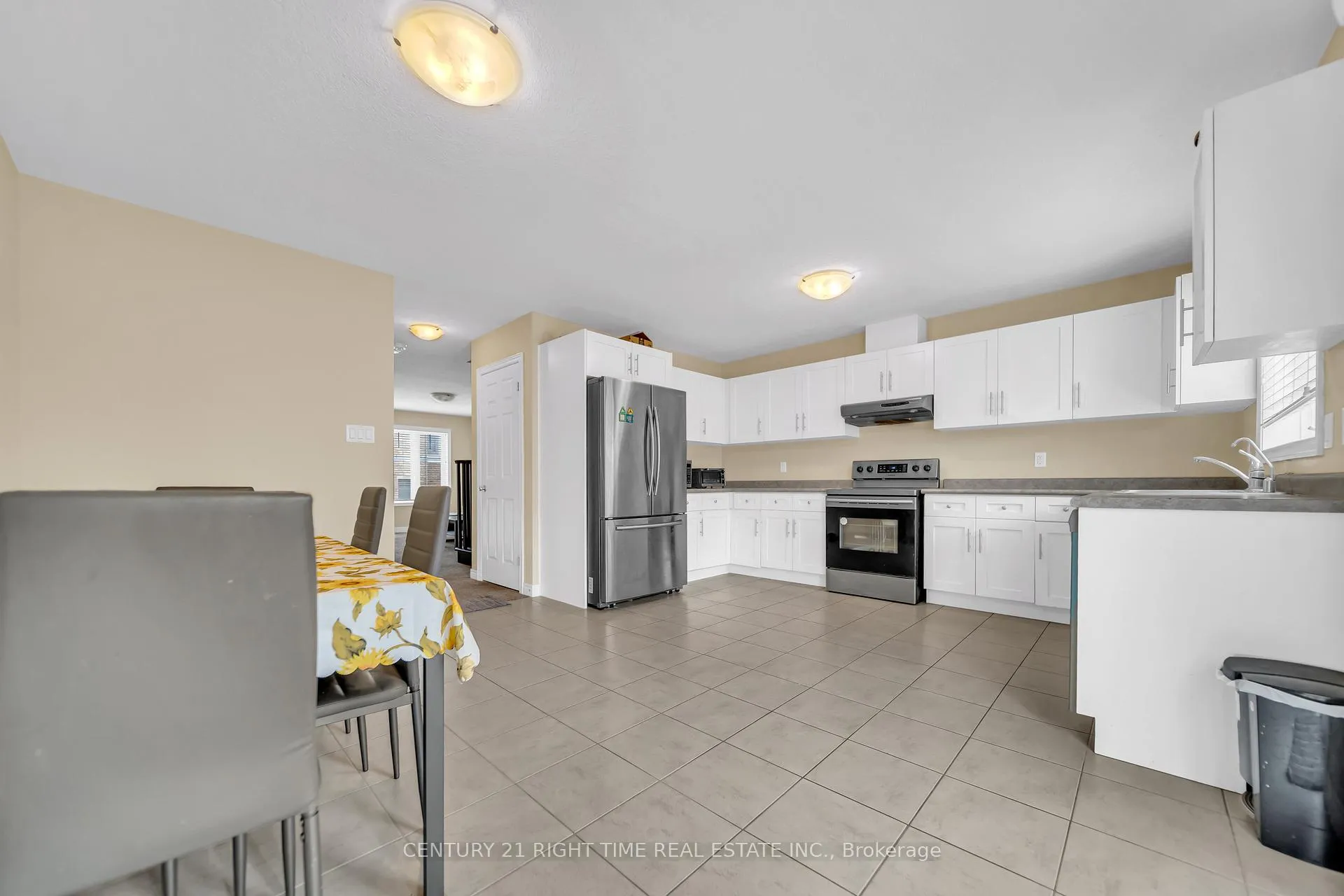Photo 14 of Unit G2, 70 Willowrun Drive, Kitchener, Idlewood/Lackner Woods — HOMEH