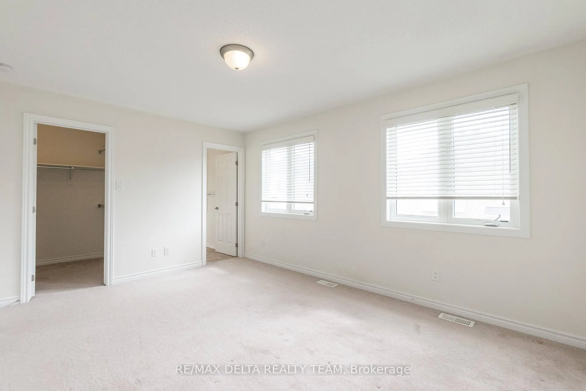 Photo 20 of 203 Flowing Creek Circle, Ottawa, Kanata - Emerald Meadows/Trailwest — HOMEH