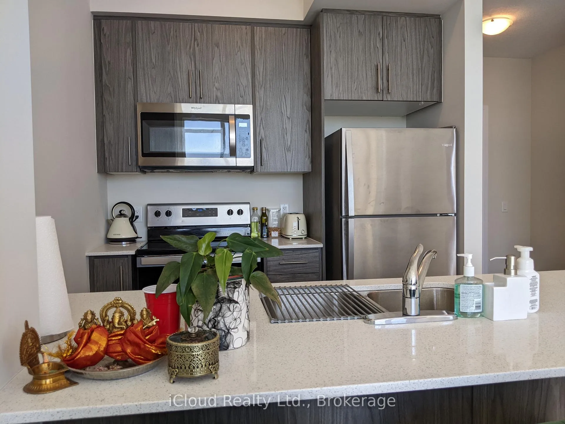 Photo 10 of Unit 617, 16 Concord Place, Grimsby, Grimsby Beach — HOMEH