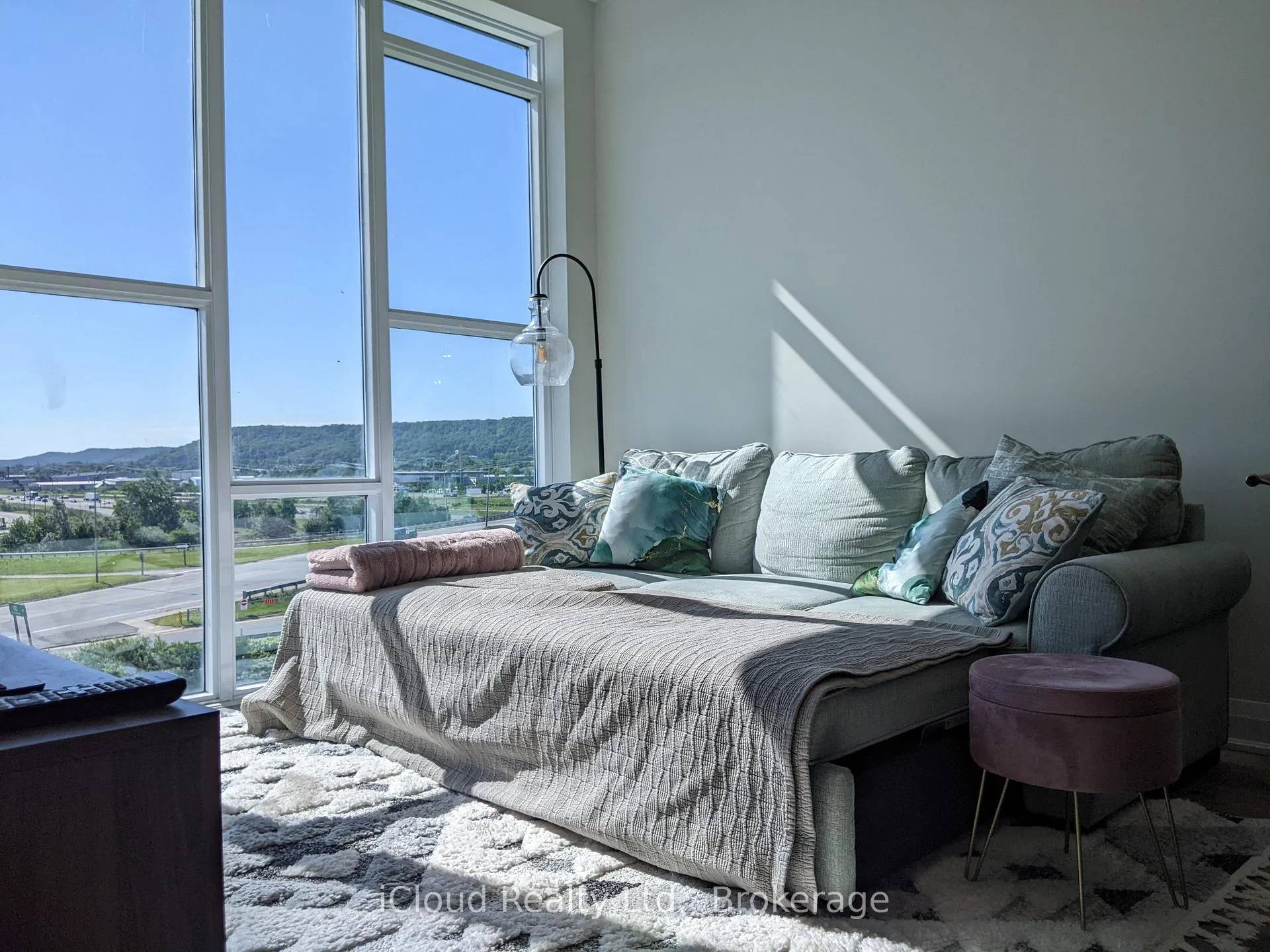 Photo 12 of Unit 617, 16 Concord Place, Grimsby, Grimsby Beach — HOMEH