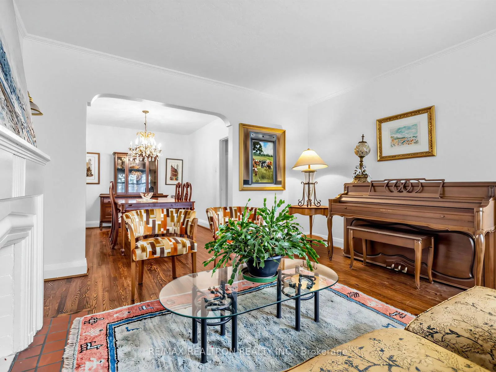 Photo 6 of 12 New Haven Drive, Toronto, Forest Hill North — HOMEH