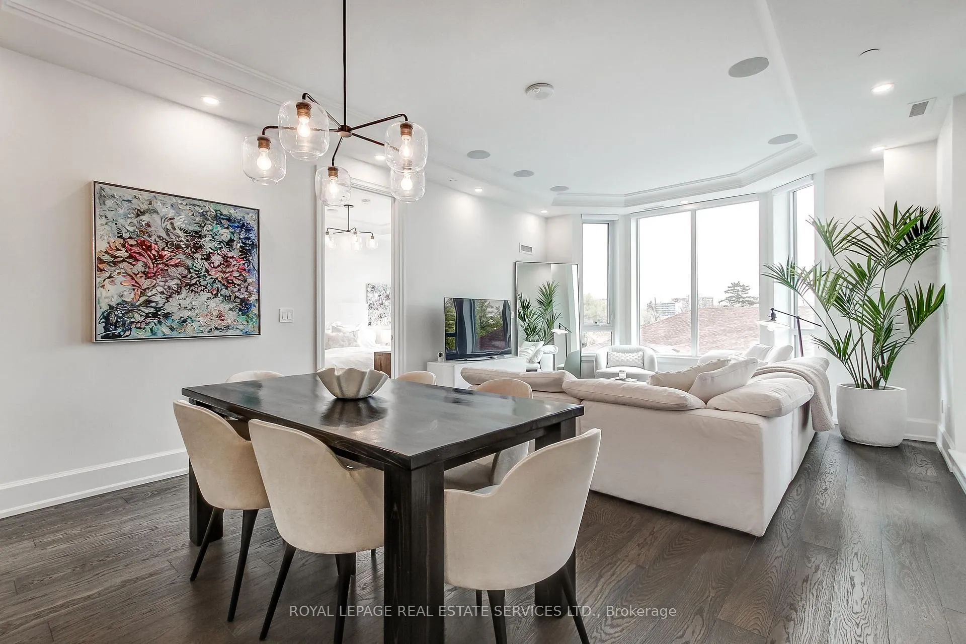 Photo 11 of Unit 404, 1441 Elgin Street, Burlington, Brant — HOMEH