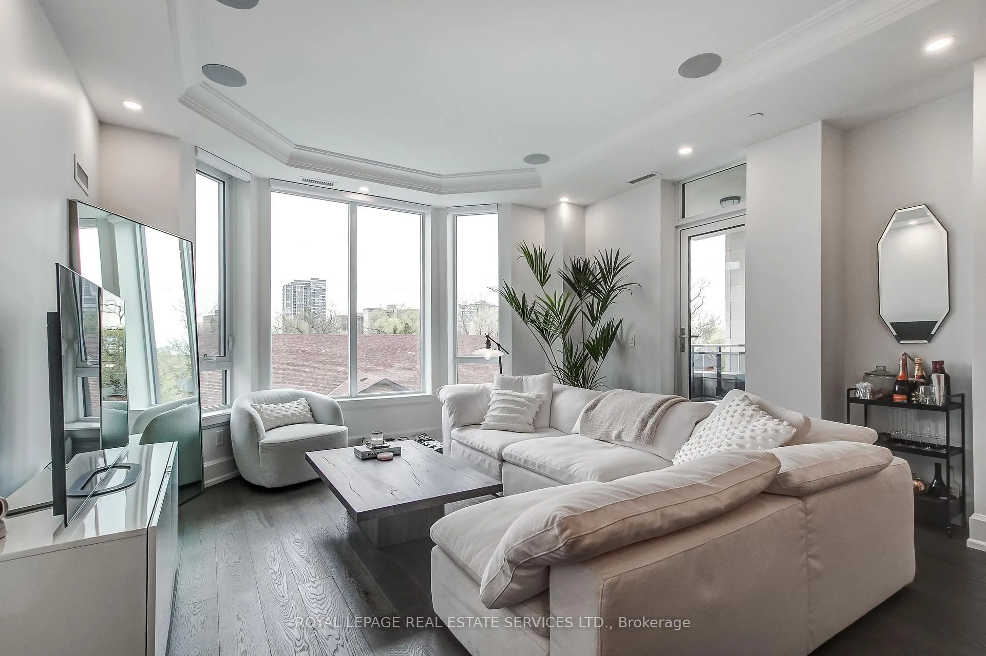 Photo 12 of Unit 404, 1441 Elgin Street, Burlington, Brant — HOMEH