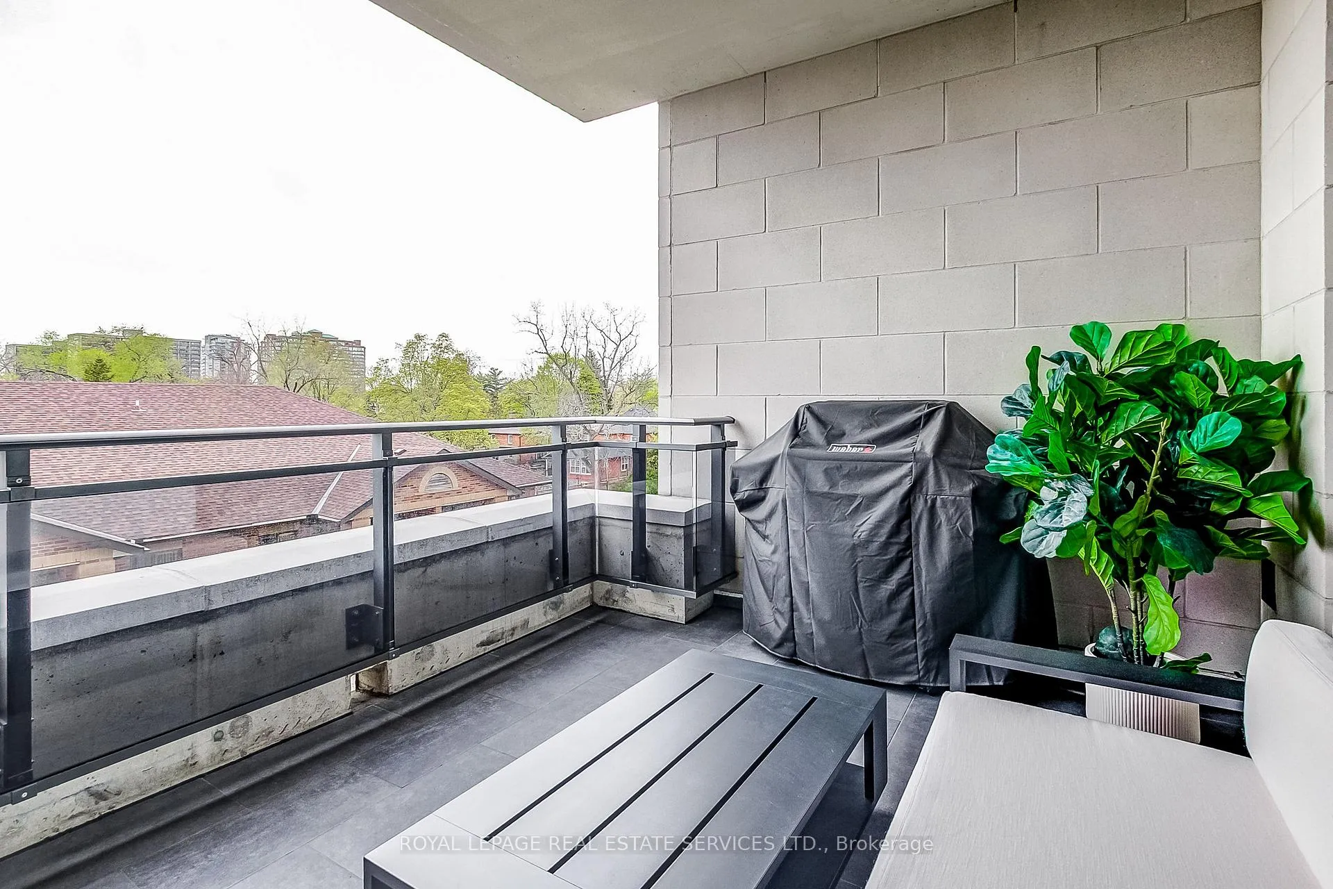 Photo 22 of Unit 404, 1441 Elgin Street, Burlington, Brant — HOMEH