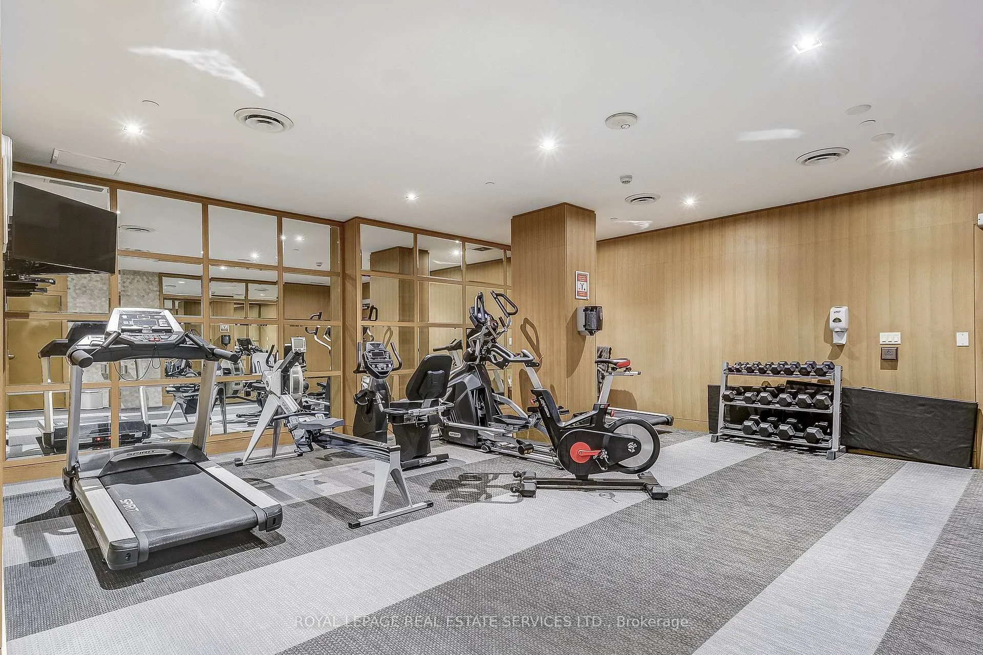 Photo 29 of Unit 404, 1441 Elgin Street, Burlington, Brant — HOMEH