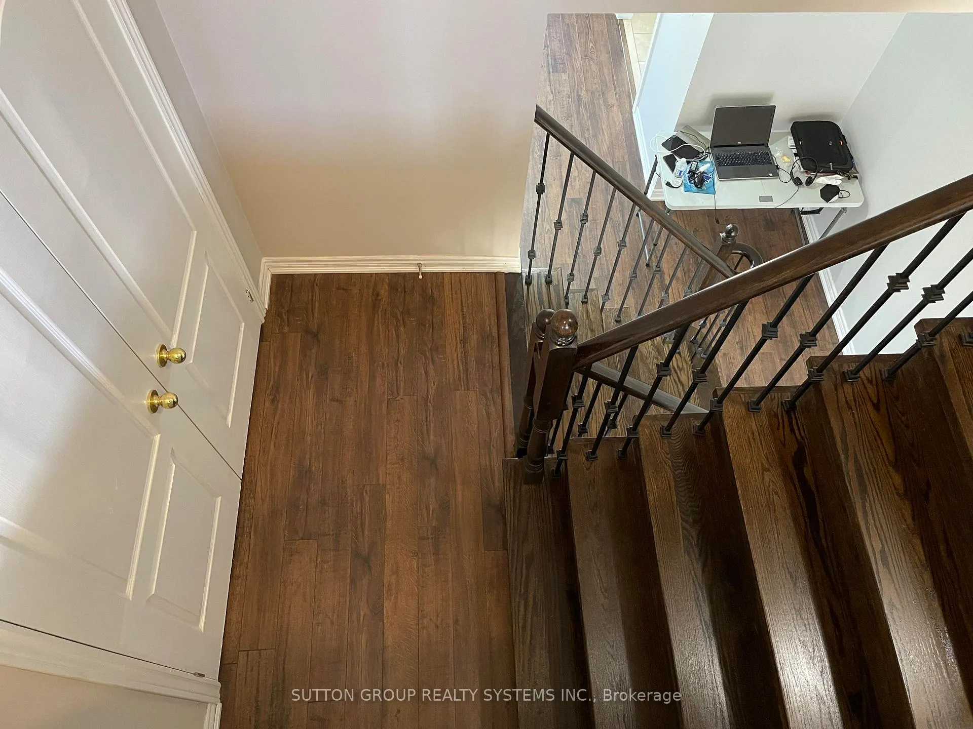 Photo 16 of 6 Raintree Drive, Hamilton, Stoney Creek — HOMEH