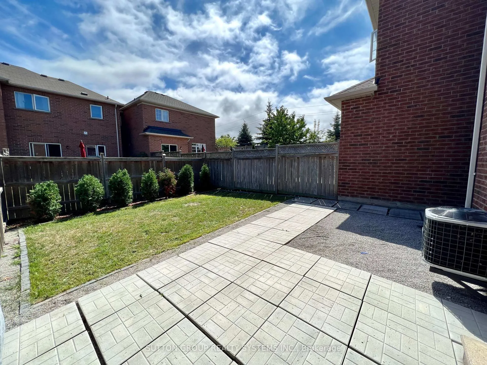 Photo 31 of 6 Raintree Drive, Hamilton, Stoney Creek — HOMEH