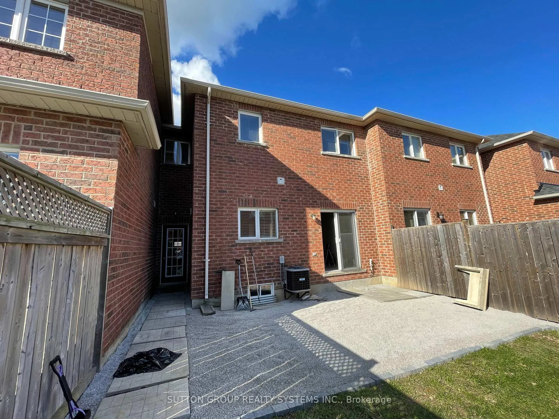 Photo 33 of 6 Raintree Drive, Hamilton, Stoney Creek — HOMEH