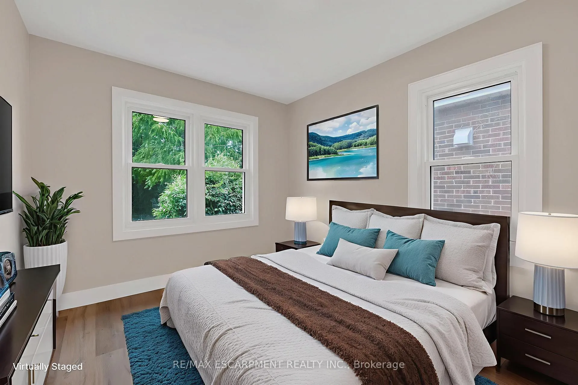 Photo 15 of 126 Auburn Avenue, Hamilton, Bartonville — HOMEH