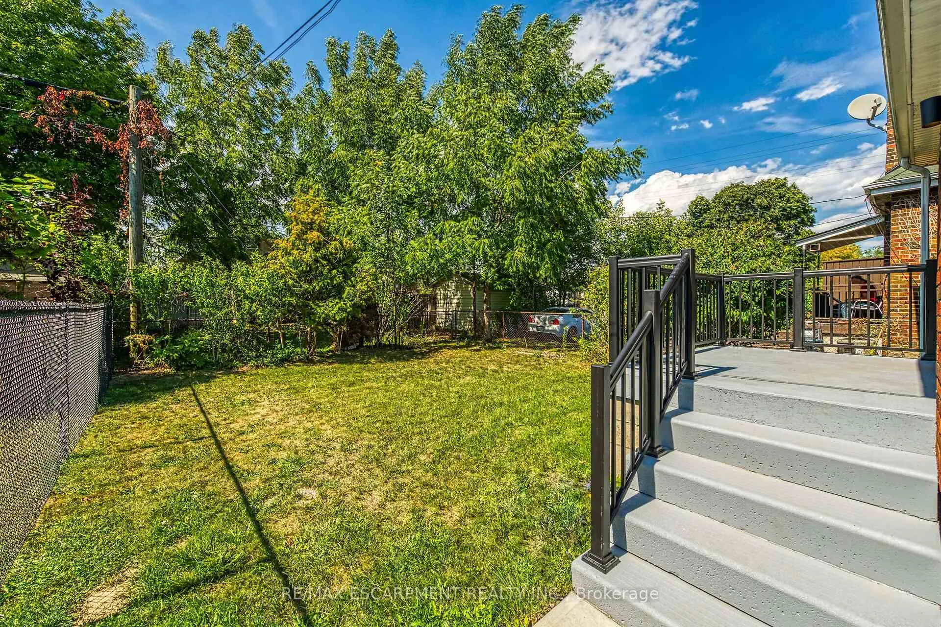 Photo 37 of 126 Auburn Avenue, Hamilton, Bartonville — HOMEH