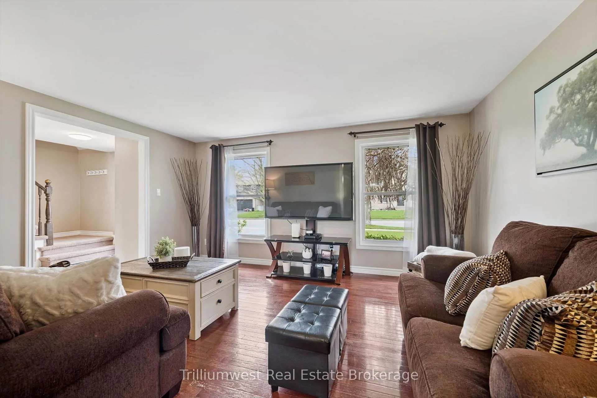 Photo 12 of 625 Pine Island Crescent, Waterloo — HOMEH
